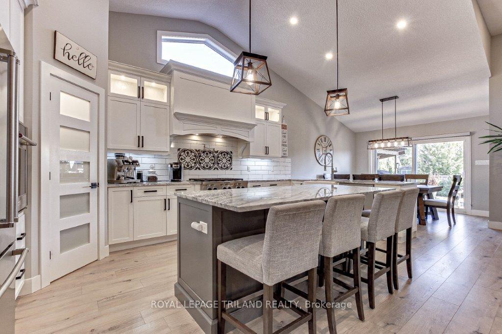 Photo 18 of 157 Old Field Lane, Central Elgin, Rural Central Elgin — HOMEH