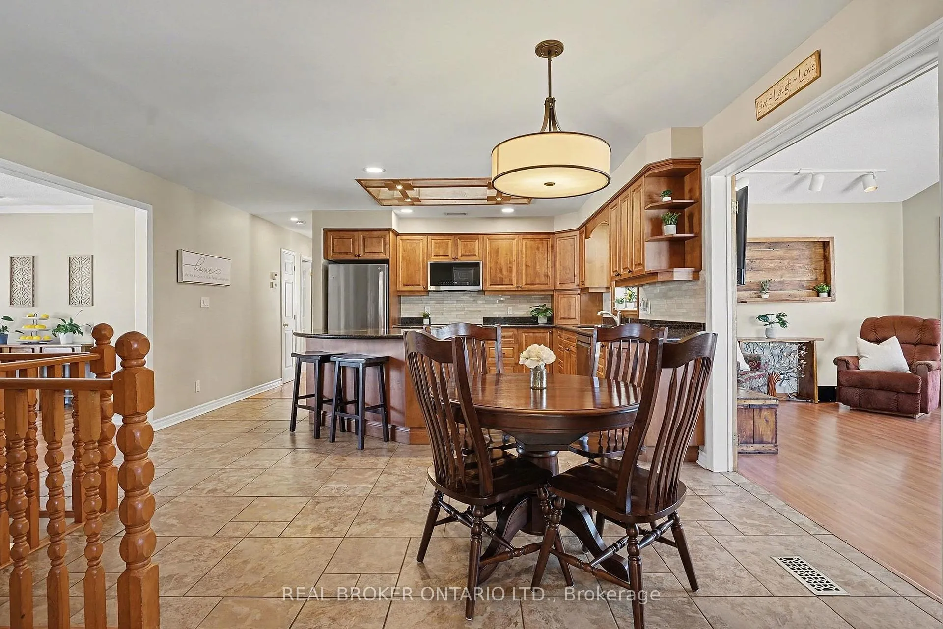 Photo 3 of 13382 Torbram Road, Caledon, Rural Caledon — HOMEH