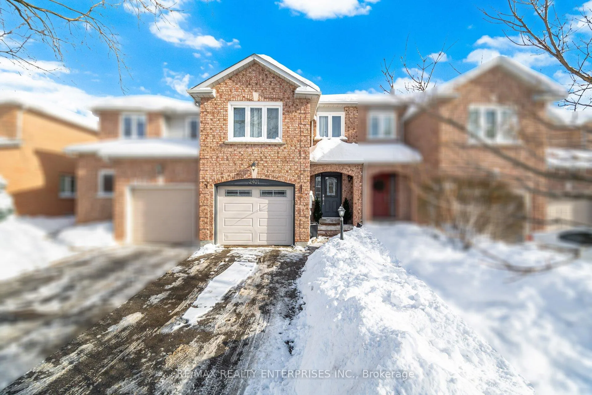 Photo 1 of 2401 Stefi Trail, Oakville, River Oaks — HOMEH