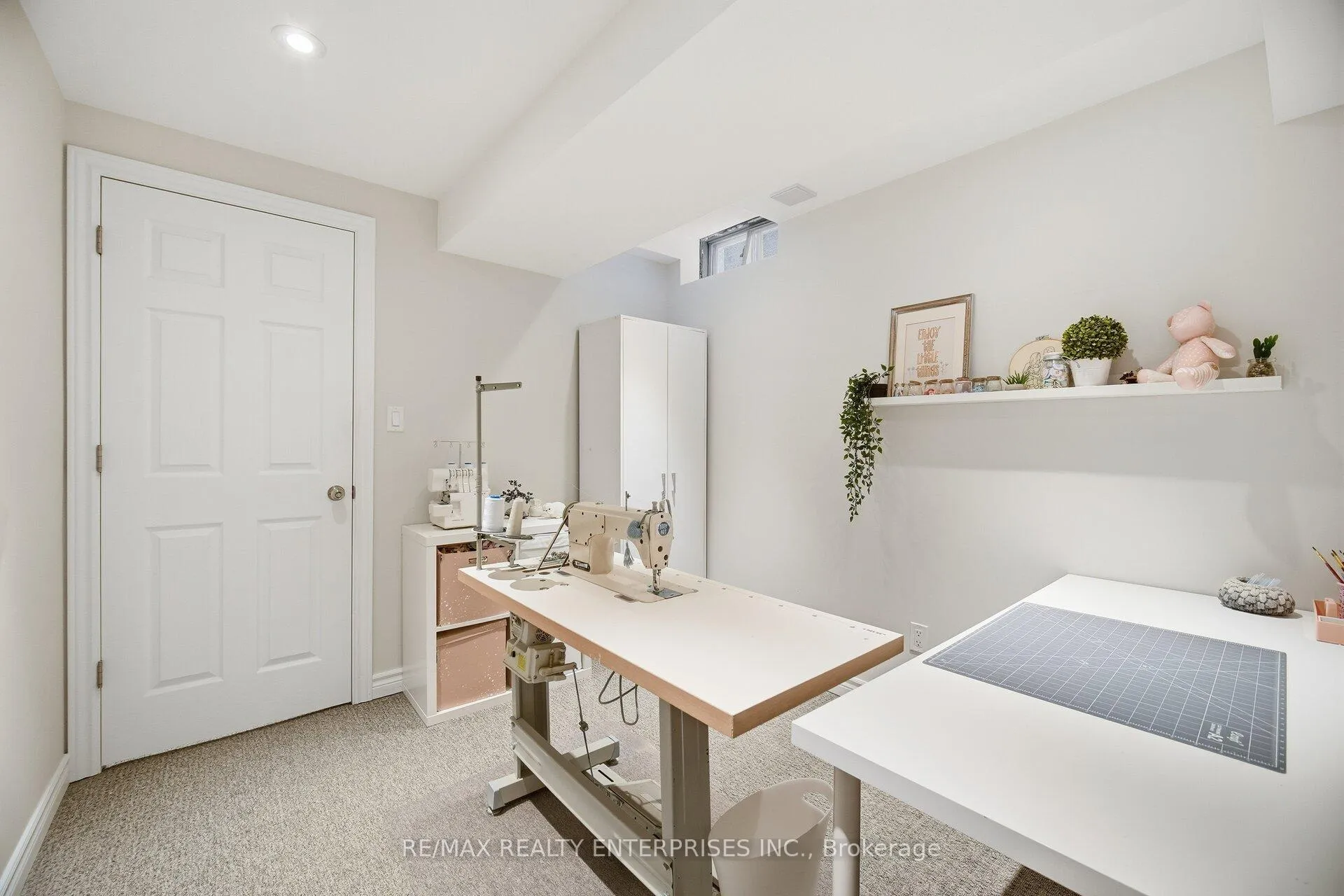 Photo 18 of 2401 Stefi Trail, Oakville, River Oaks — HOMEH