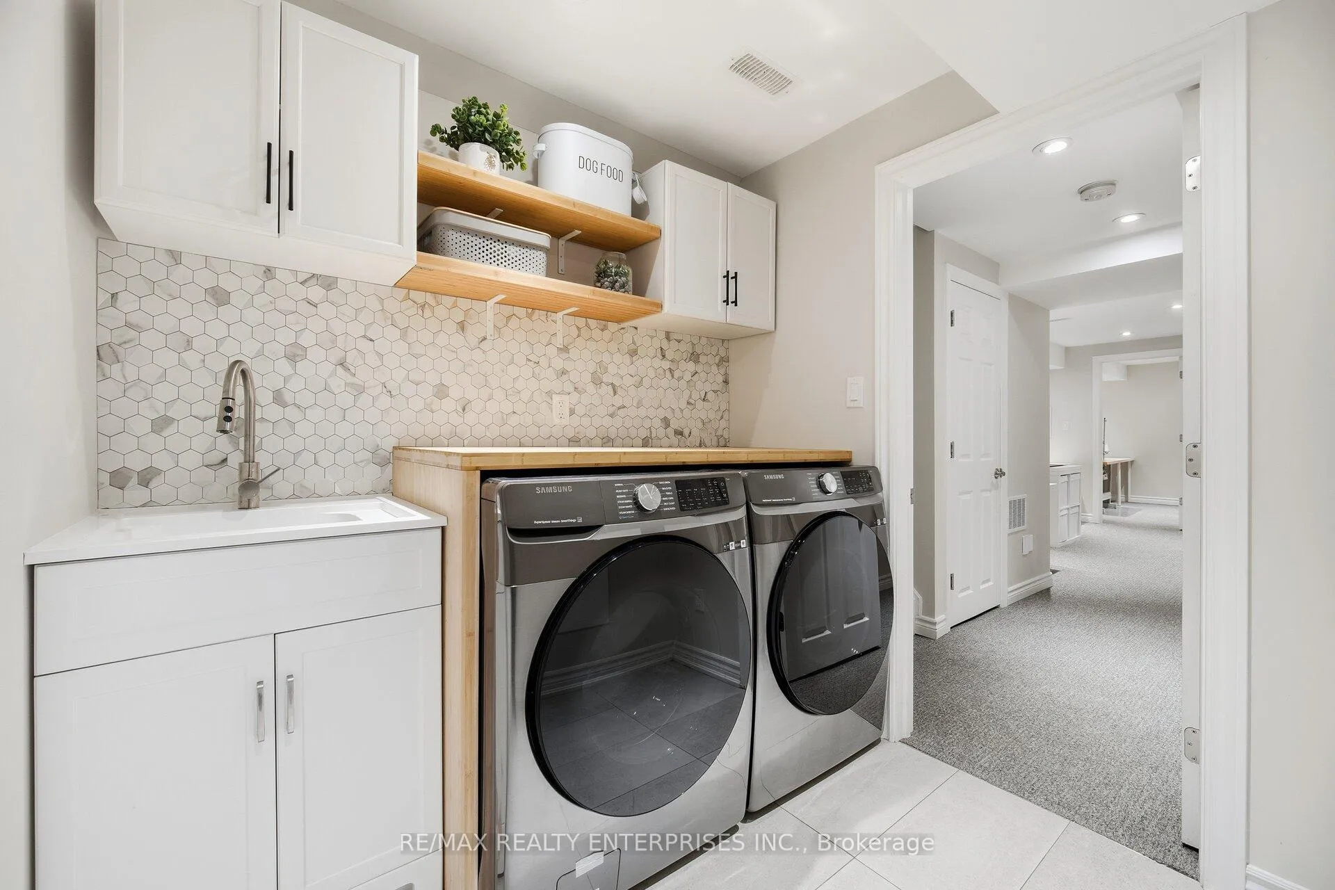 Photo 20 of 2401 Stefi Trail, Oakville, River Oaks — HOMEH
