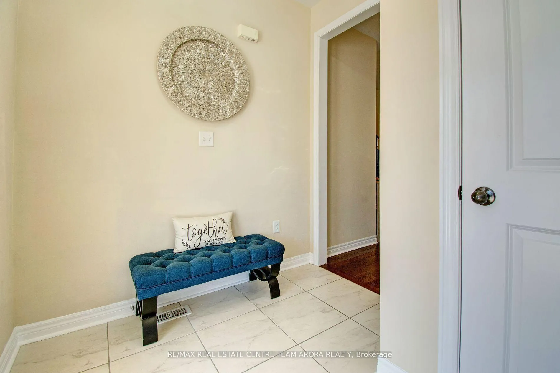 Photo 3 of 18 Fulmer Road, Brampton, Northwest Brampton — HOMEH