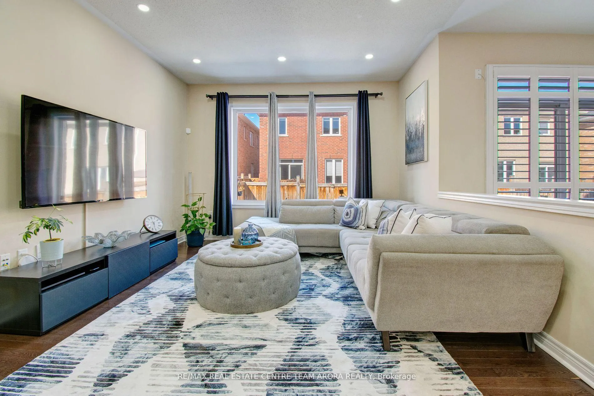 Photo 8 of 18 Fulmer Road, Brampton, Northwest Brampton — HOMEH