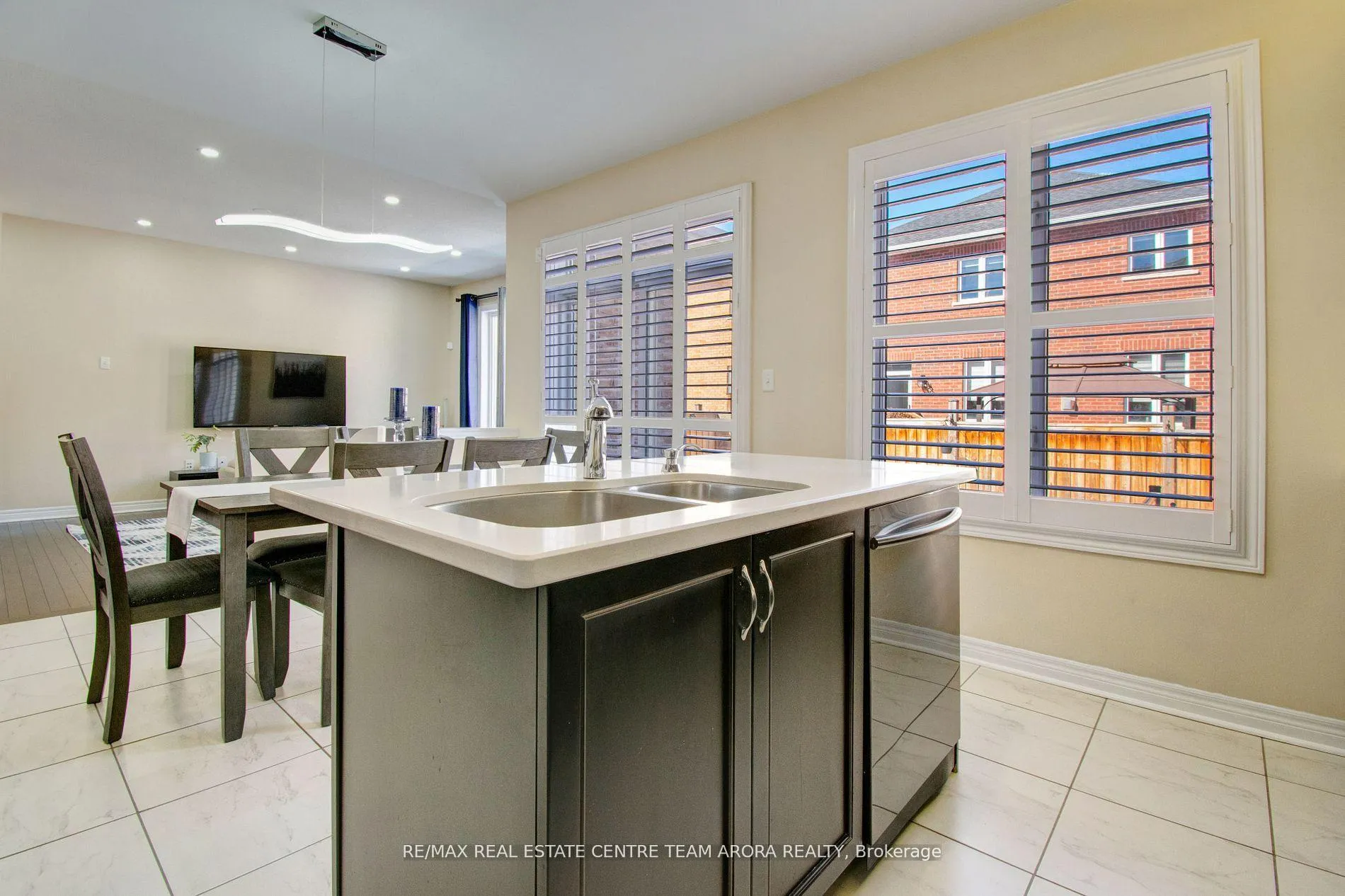 Photo 13 of 18 Fulmer Road, Brampton, Northwest Brampton — HOMEH
