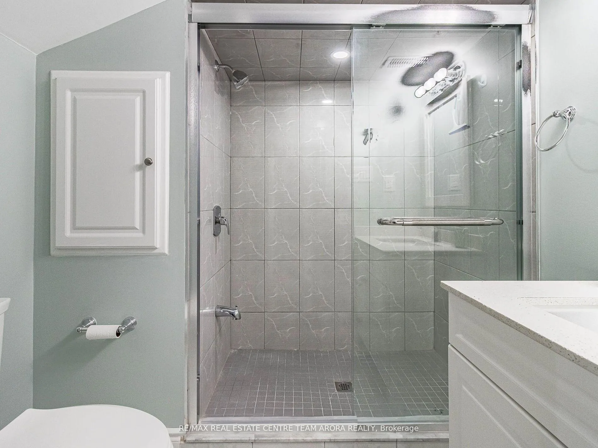 Photo 43 of 18 Fulmer Road, Brampton, Northwest Brampton — HOMEH