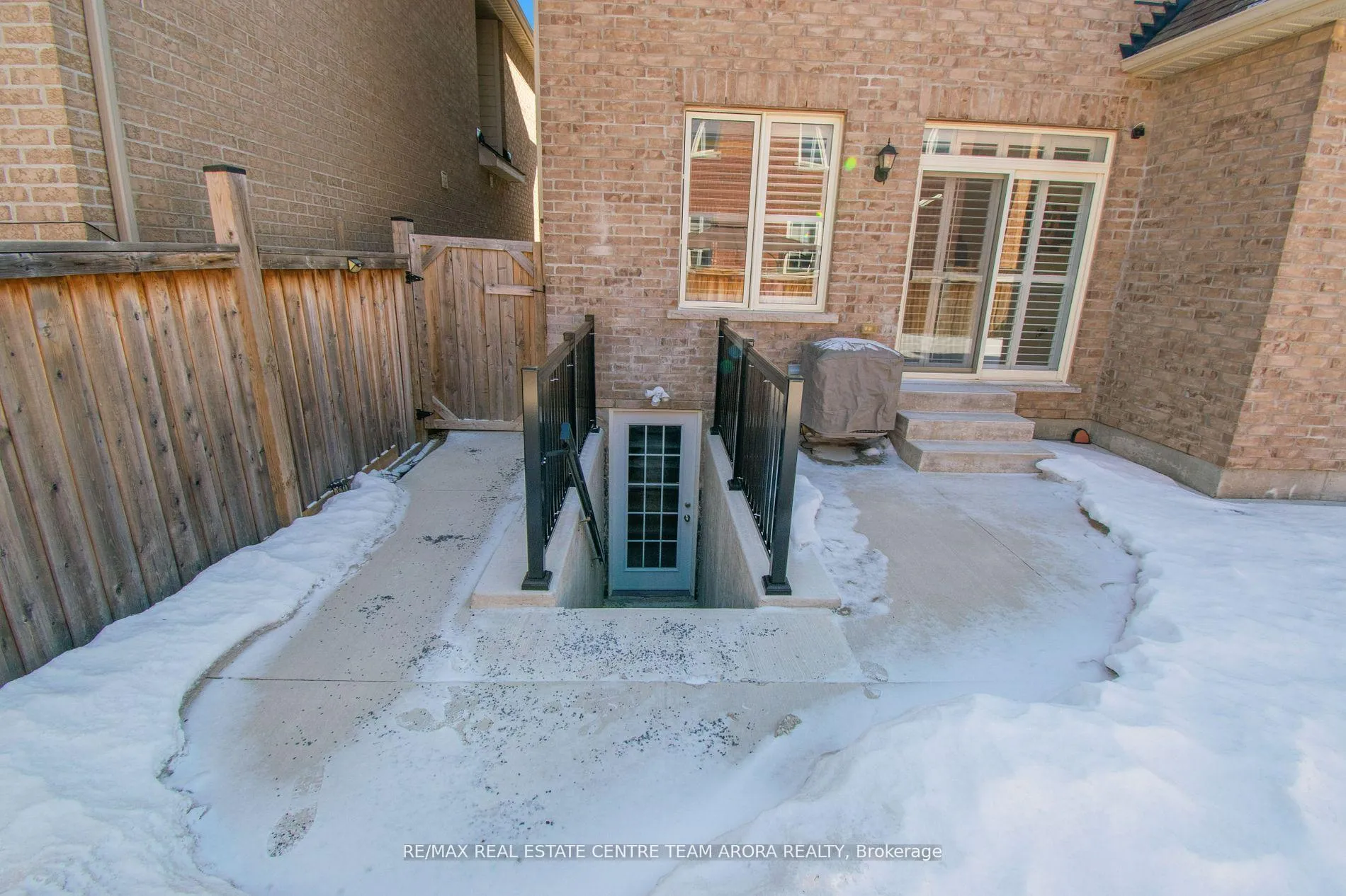 Photo 44 of 18 Fulmer Road, Brampton, Northwest Brampton — HOMEH