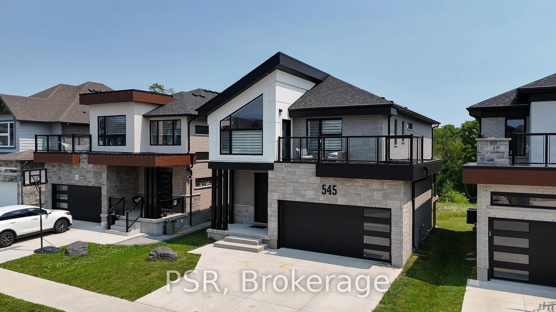 Photo 1 of 545 Doonwoods Crescent, Kitchener — HOMEH