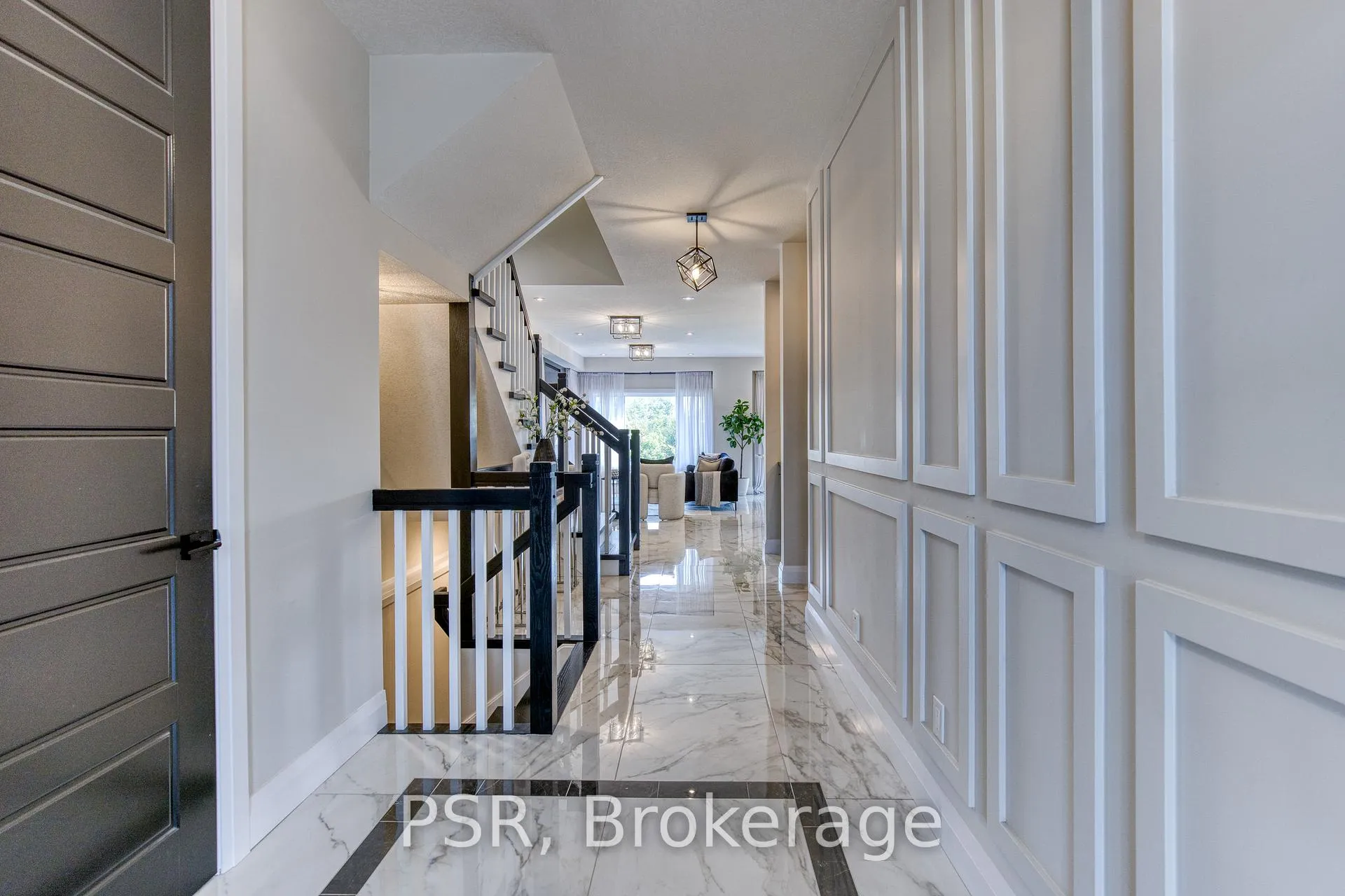 Photo 3 of 545 Doonwoods Crescent, Kitchener — HOMEH