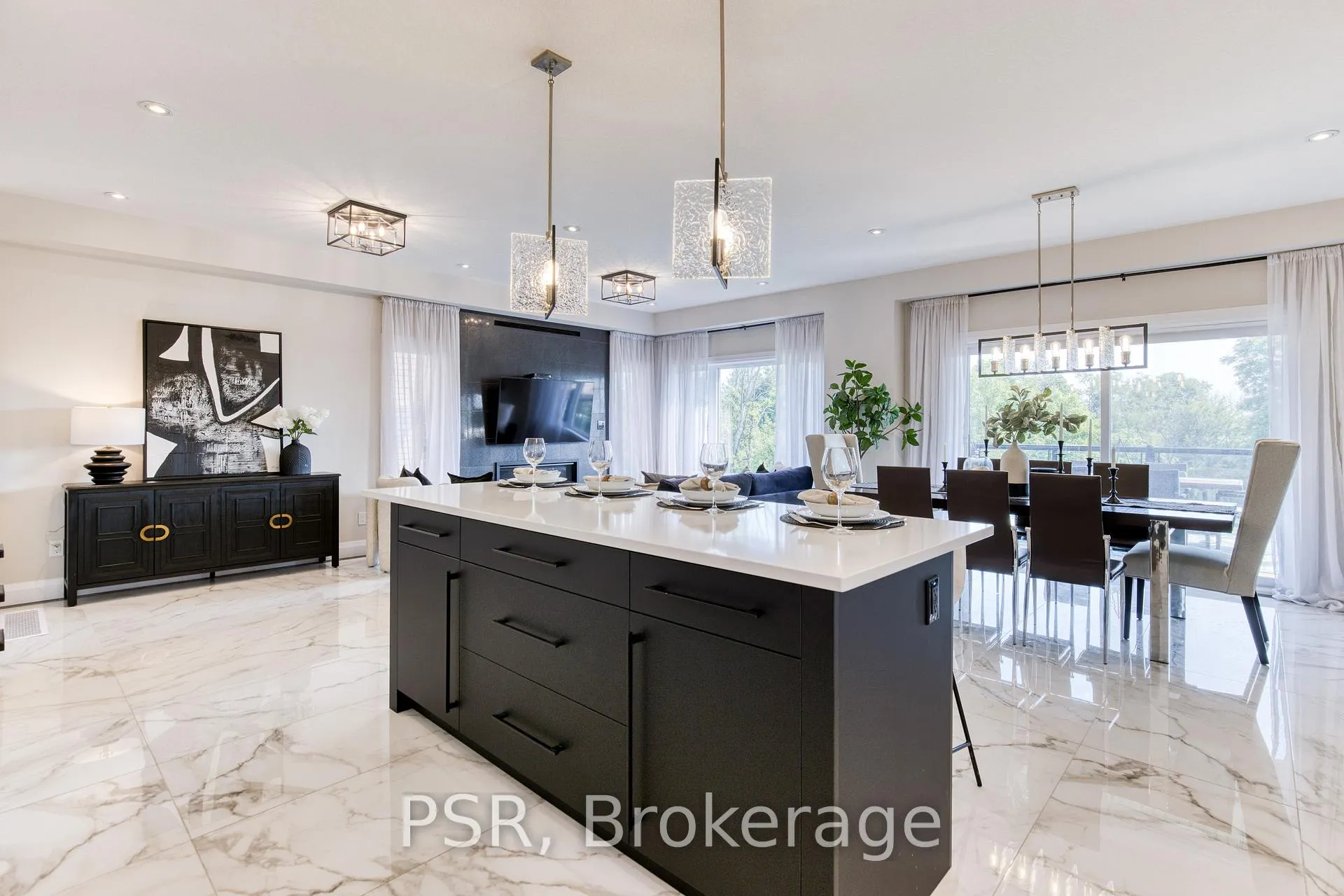Photo 15 of 545 Doonwoods Crescent, Kitchener — HOMEH