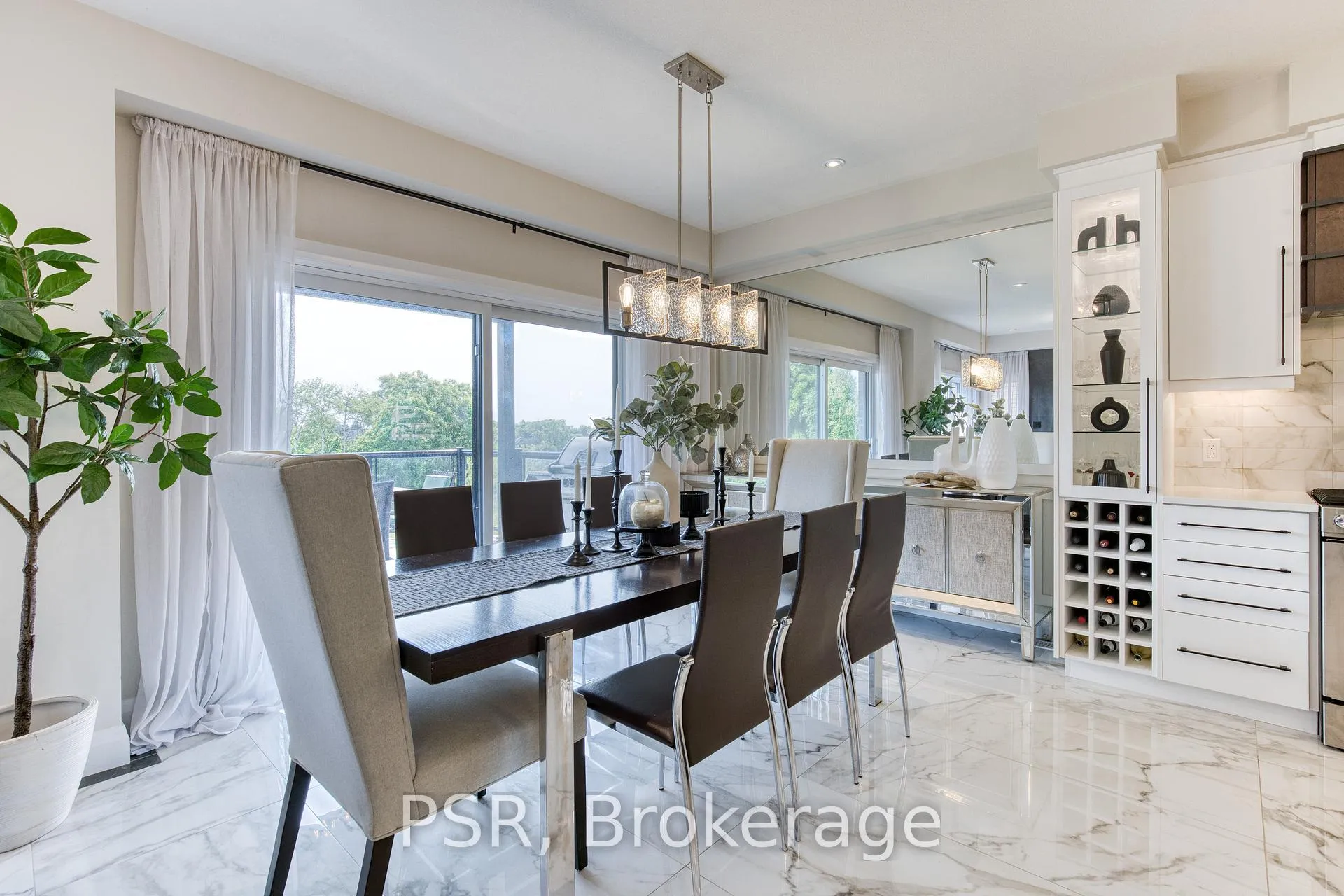 Photo 21 of 545 Doonwoods Crescent, Kitchener — HOMEH