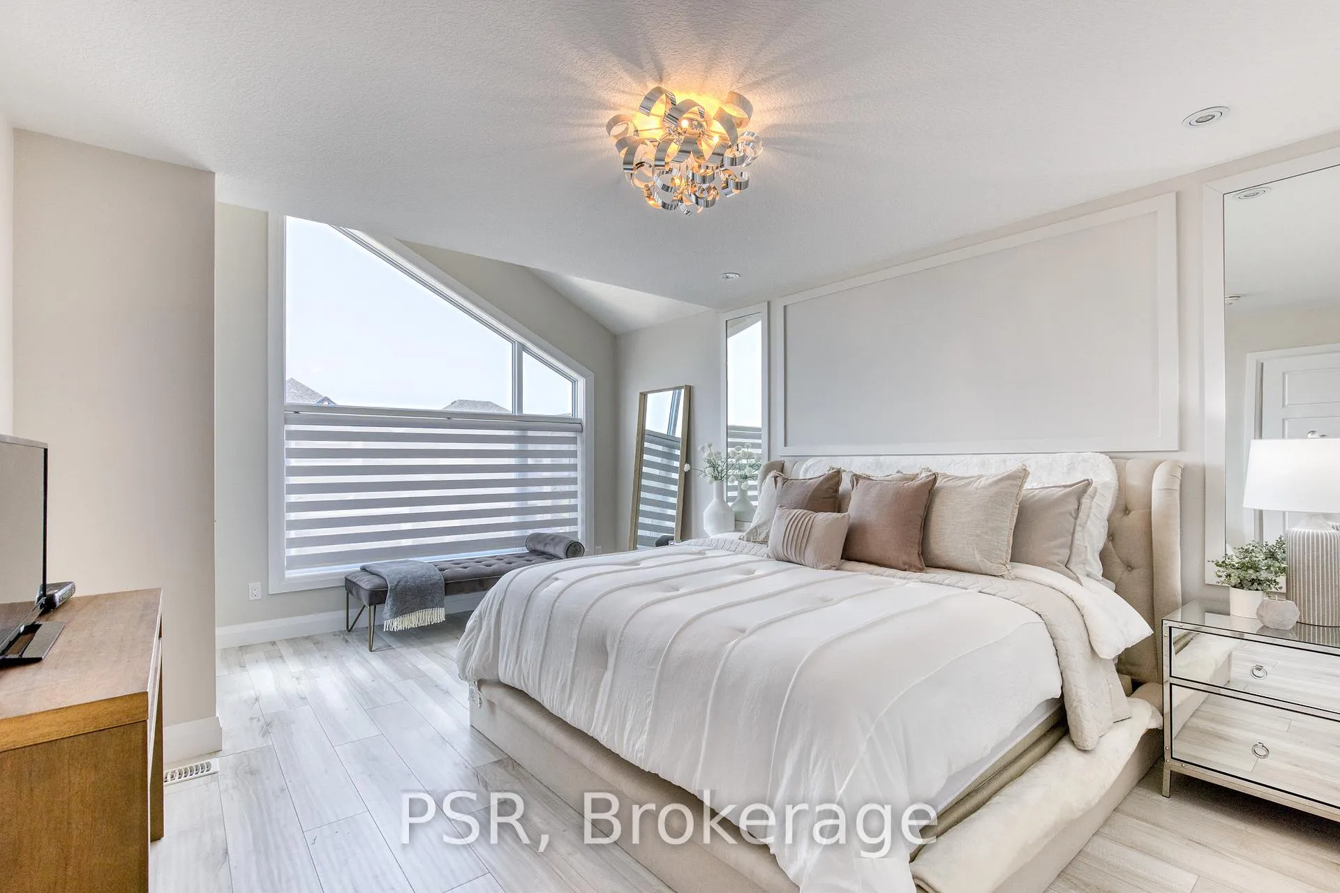 Photo 27 of 545 Doonwoods Crescent, Kitchener — HOMEH