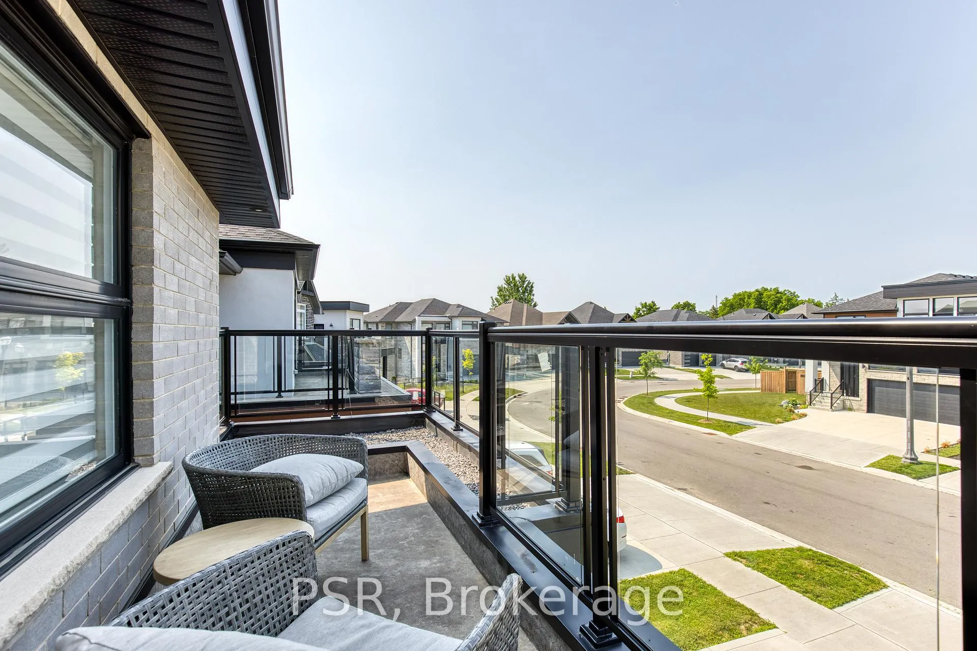 Photo 29 of 545 Doonwoods Crescent, Kitchener — HOMEH