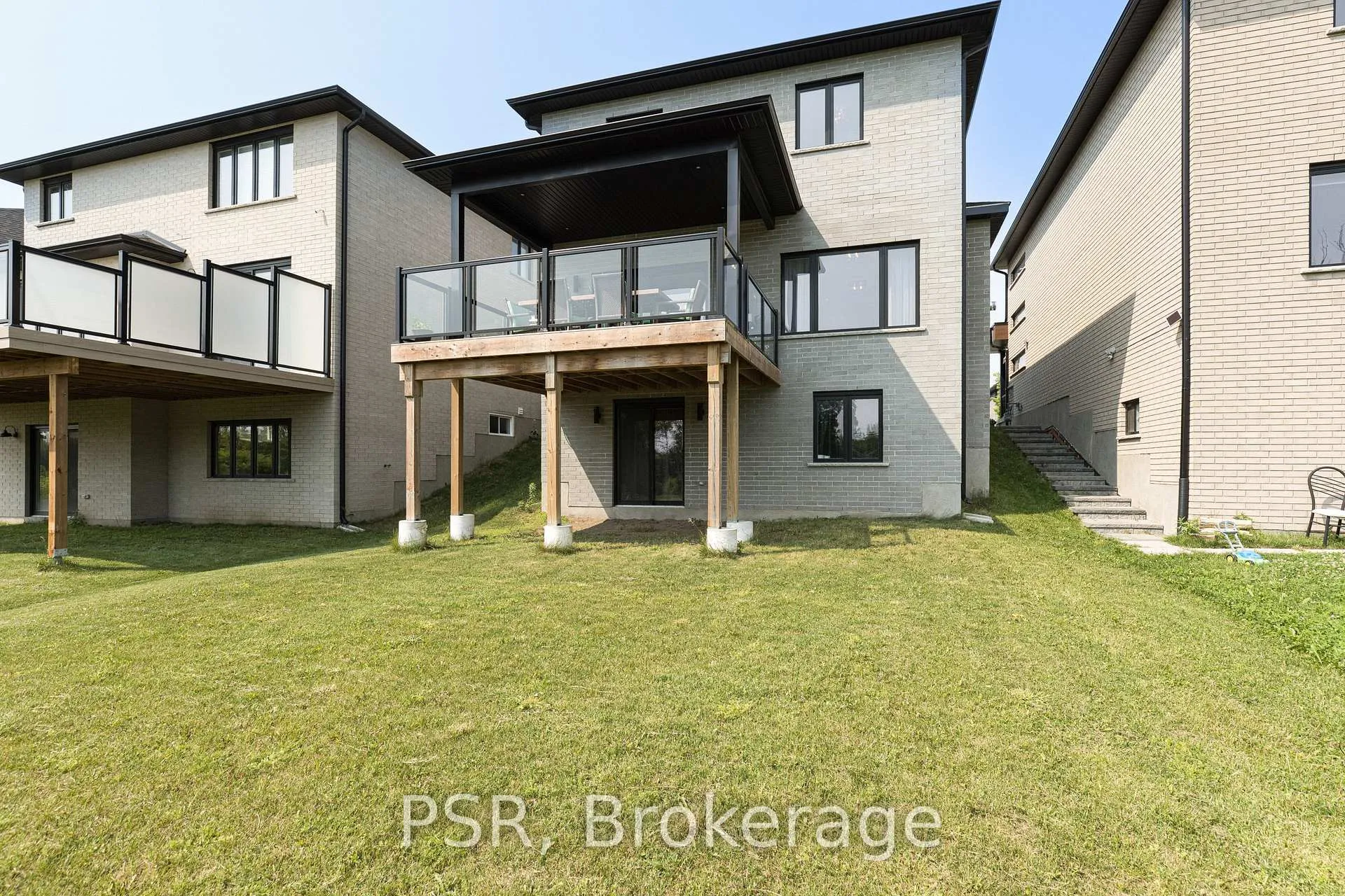 Photo 46 of 545 Doonwoods Crescent, Kitchener — HOMEH
