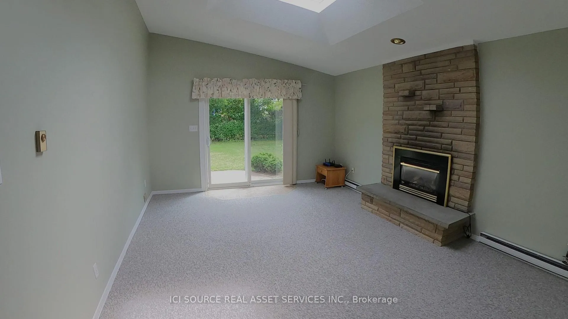 Photo 4 of 1526 Randy Road, Sarnia — HOMEH