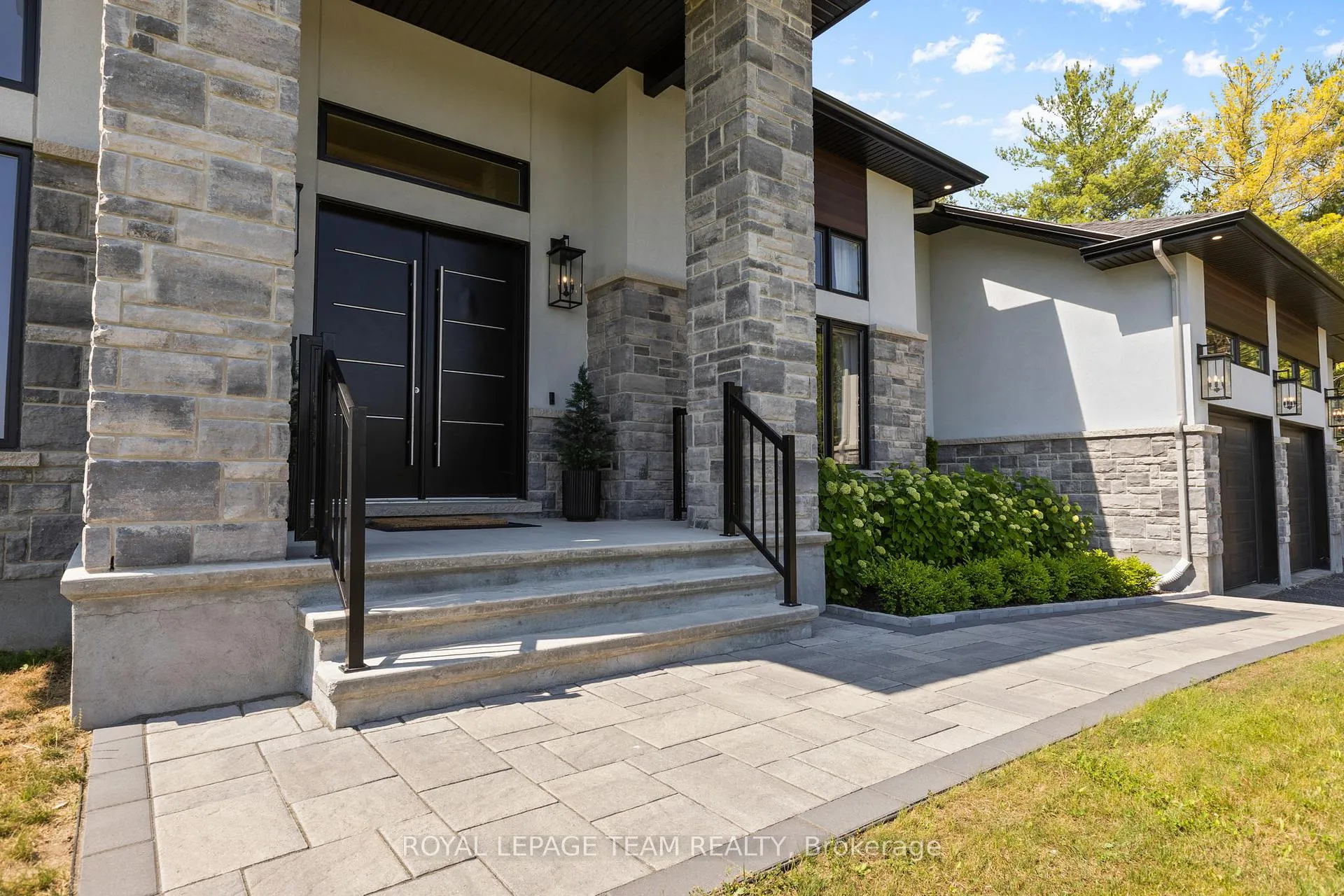 Photo 6 of 216 Shamus Way, Ottawa, Huntley Ward (South West) — HOMEH