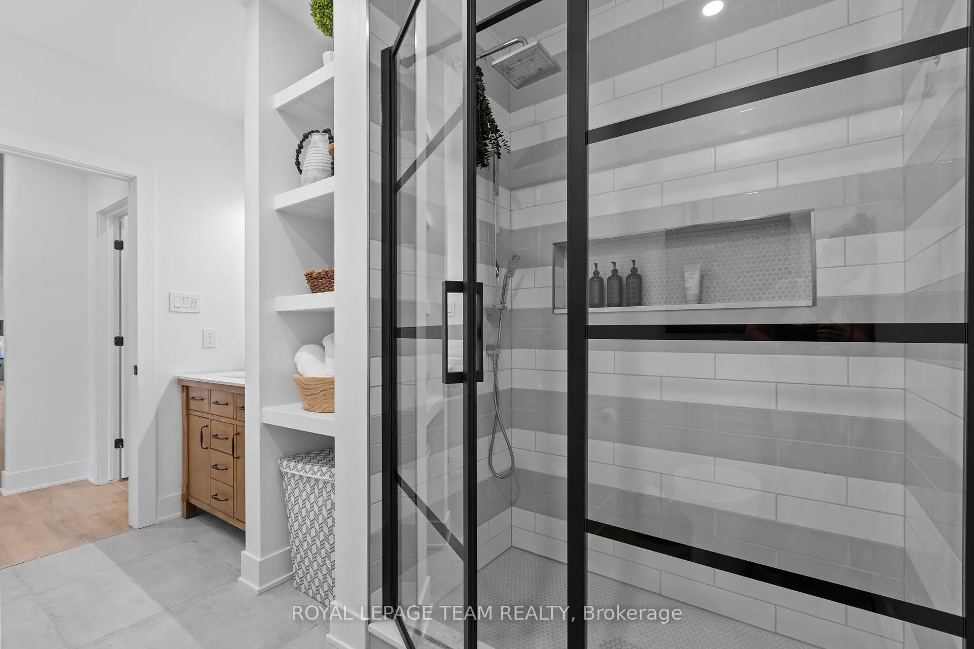 Photo 48 of 216 Shamus Way, Ottawa, Huntley Ward (South West) — HOMEH