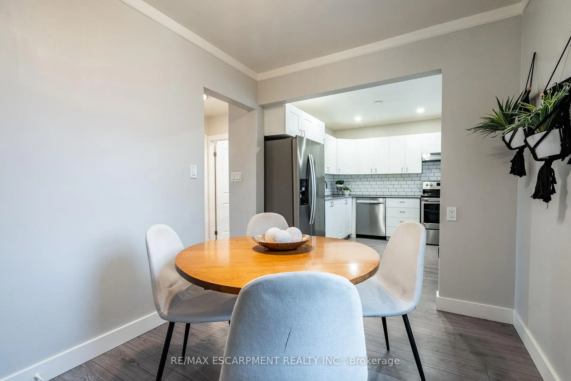 Photo 14 of 219 Rodgers Road, Hamilton, Bartonville — HOMEH
