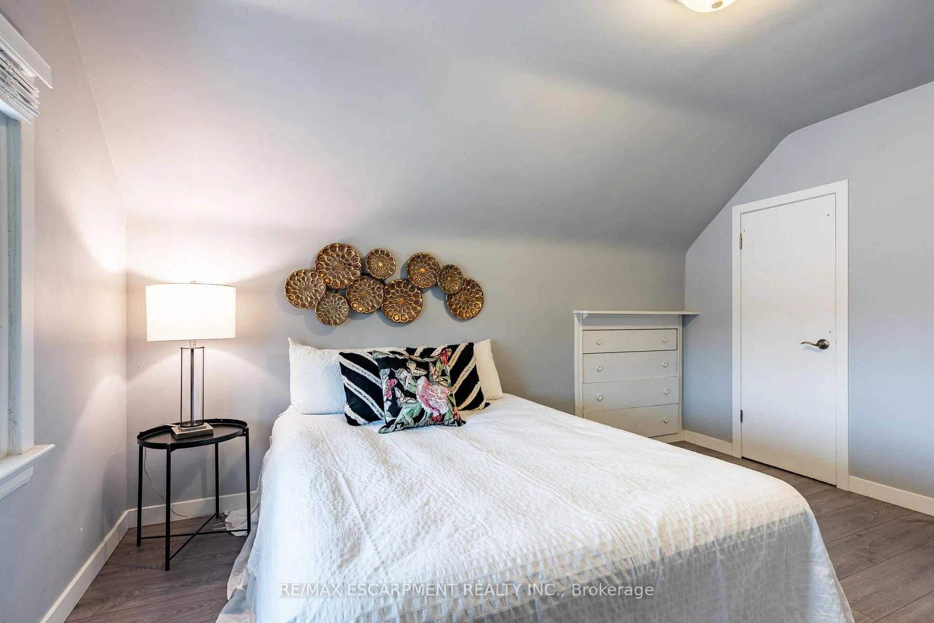 Photo 20 of 219 Rodgers Road, Hamilton, Bartonville — HOMEH