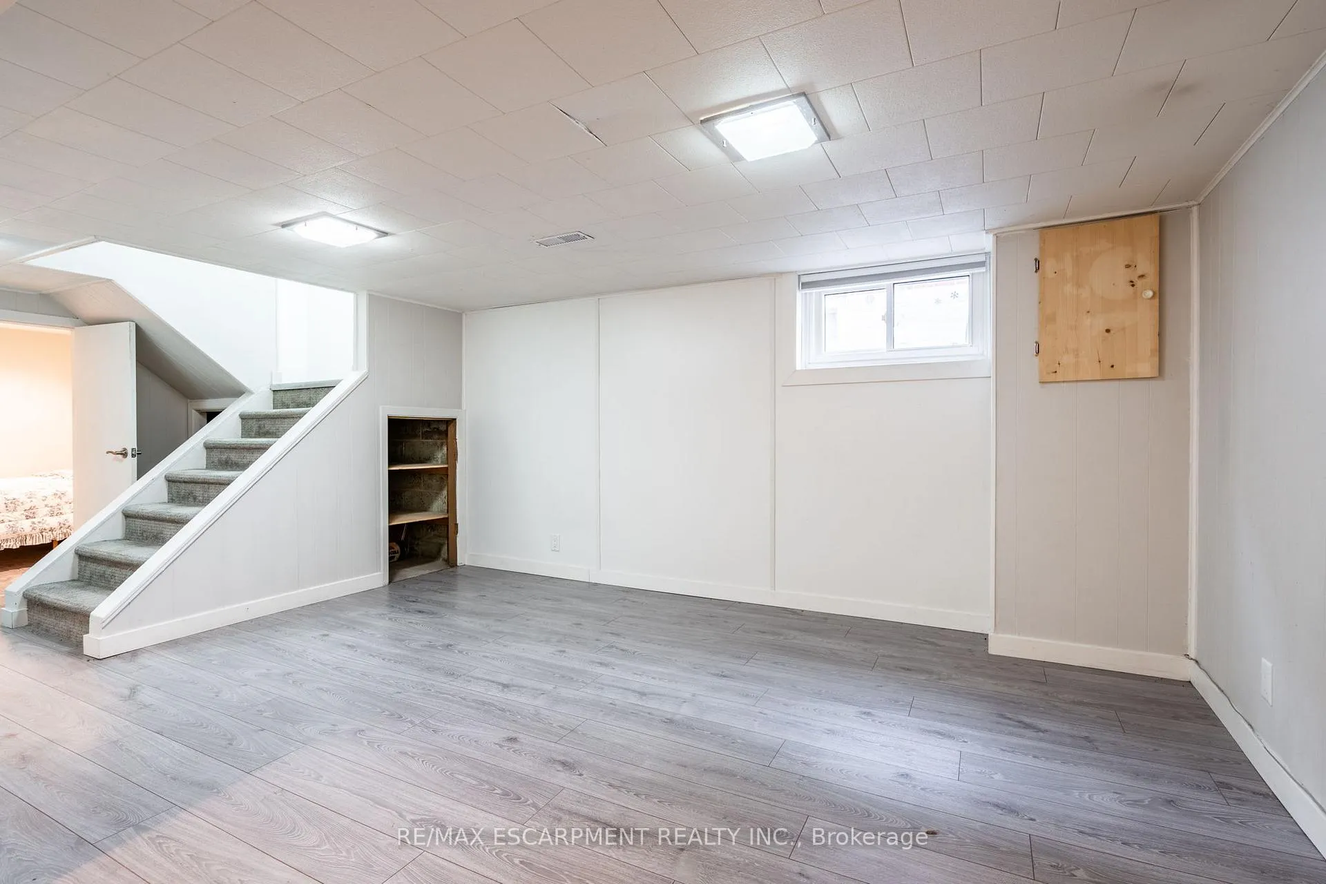Photo 31 of 219 Rodgers Road, Hamilton, Bartonville — HOMEH