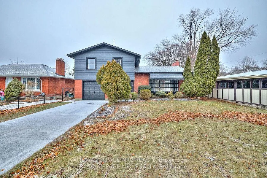 Front of 13 Byrne Boulevard