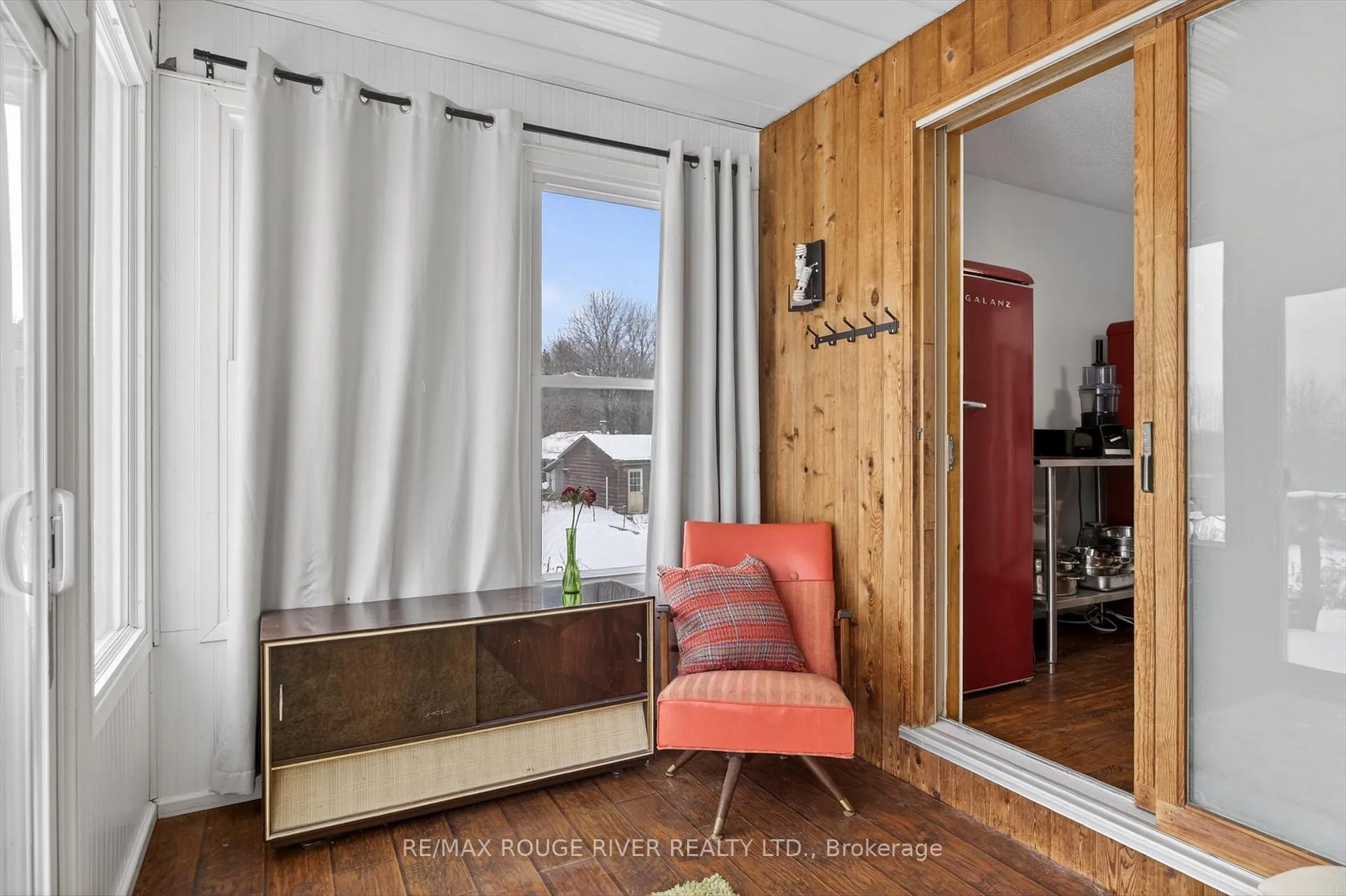 Photo 13 of 2401 15TH Line, Selwyn — HOMEH