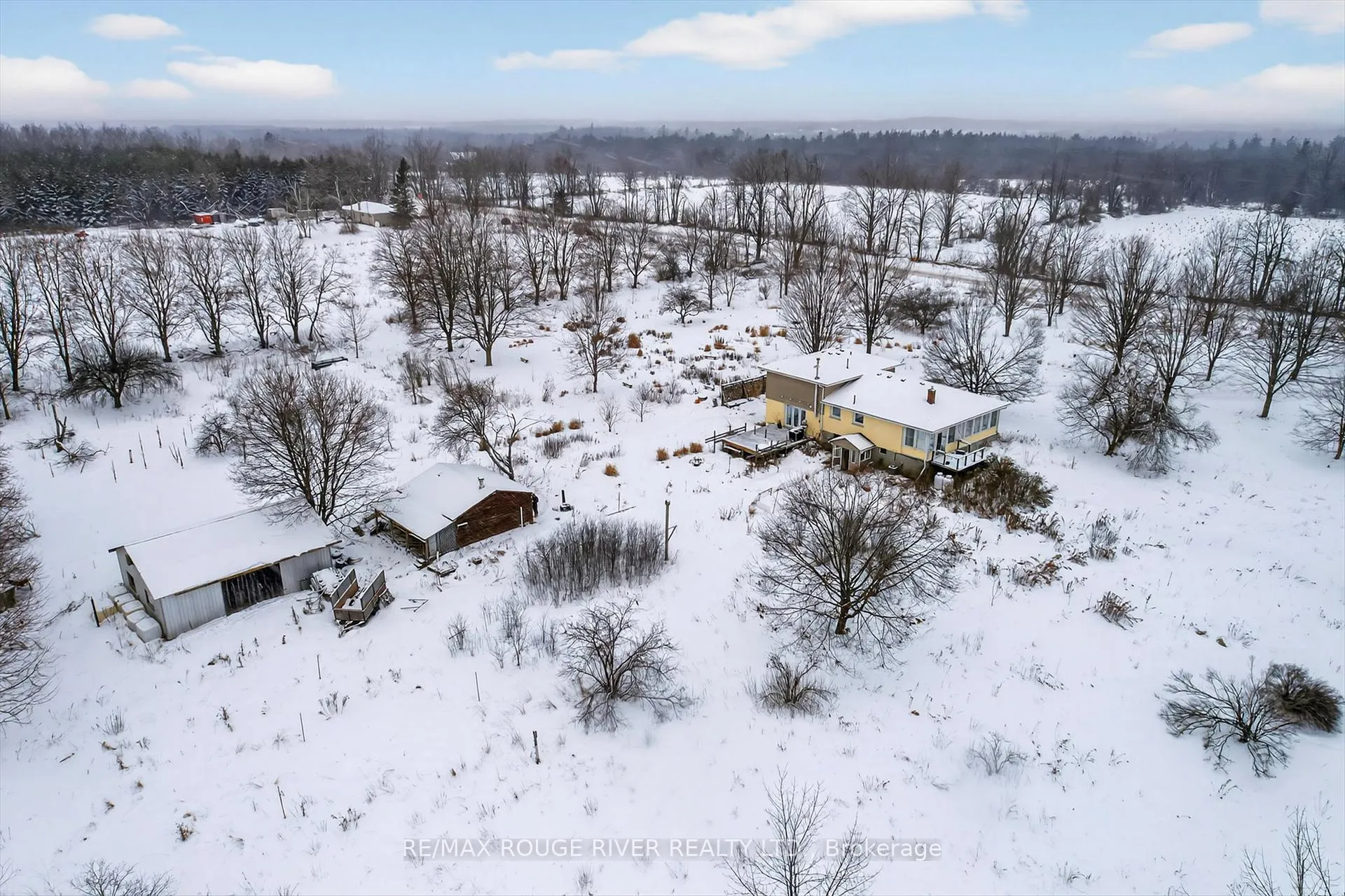Photo 32 of 2401 15TH Line, Selwyn — HOMEH