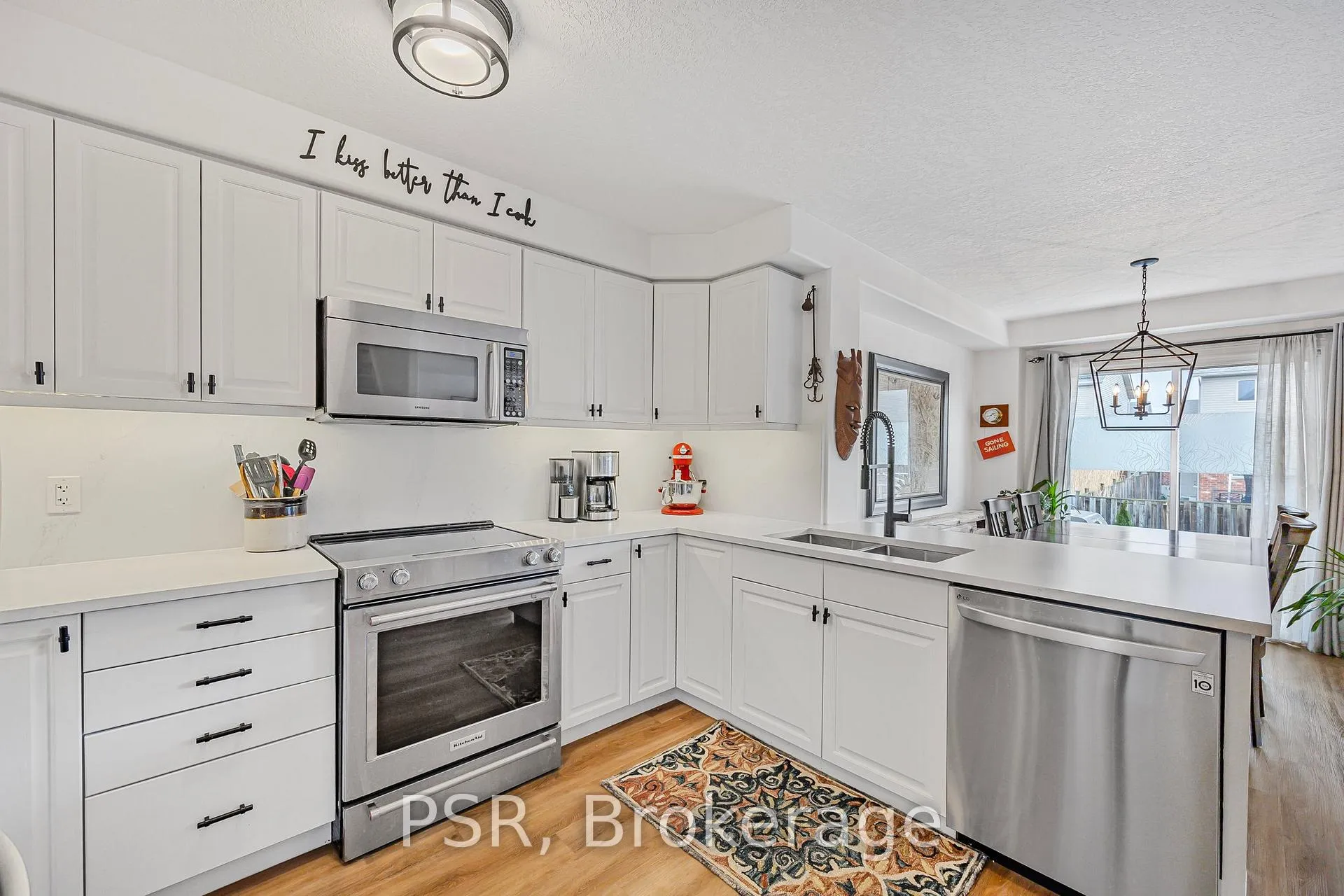 Photo 6 of 25 Patton Street, Collingwood — HOMEH