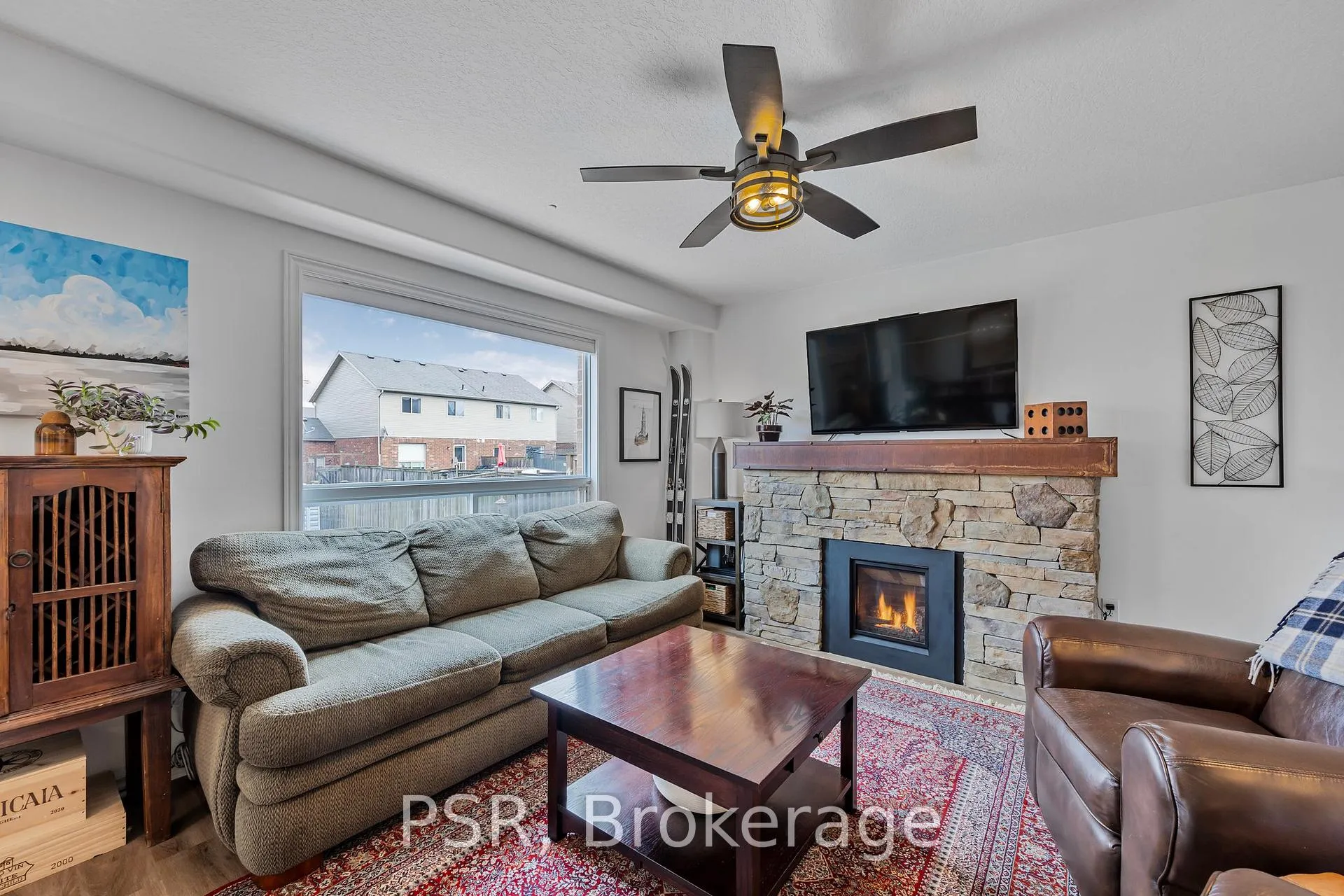 Photo 12 of 25 Patton Street, Collingwood — HOMEH