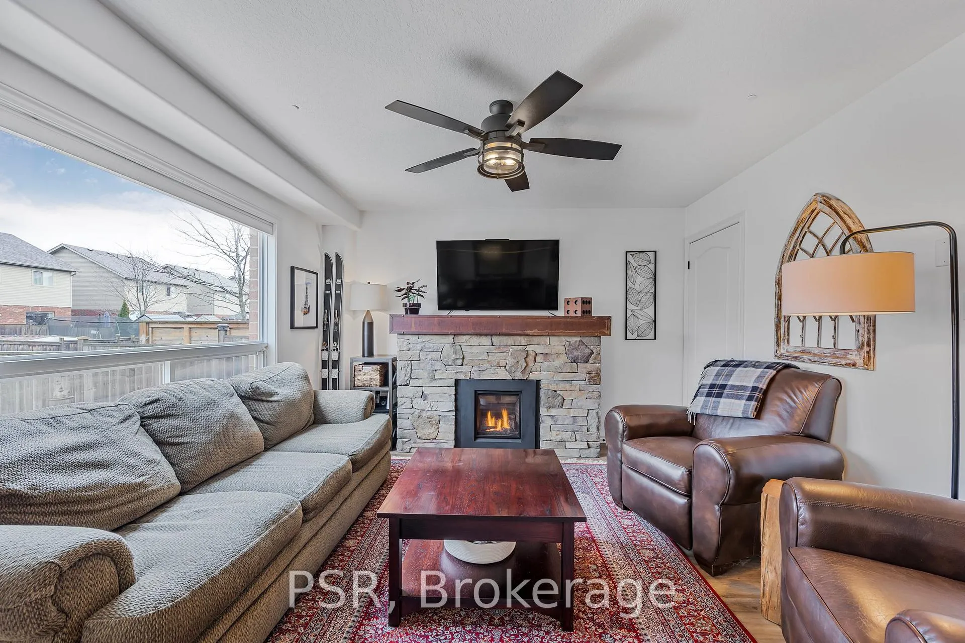 Photo 13 of 25 Patton Street, Collingwood — HOMEH