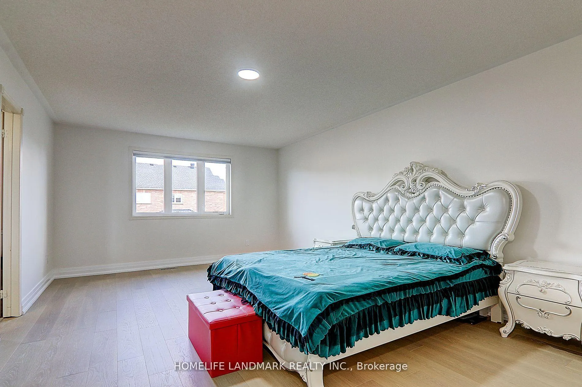 Photo 11 of 51 White Cedar Drive, Markham, Legacy — HOMEH