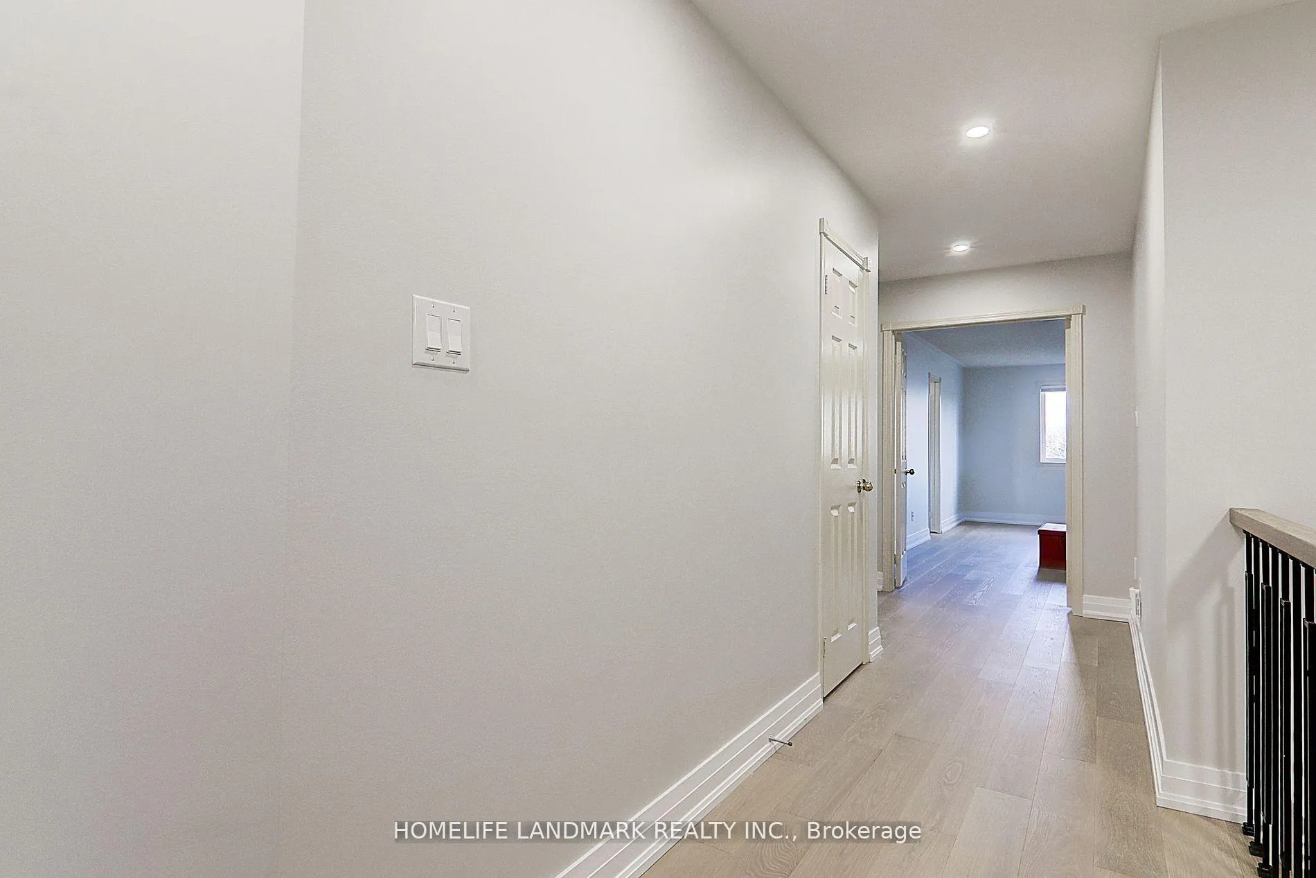 Photo 29 of 51 White Cedar Drive, Markham, Legacy — HOMEH