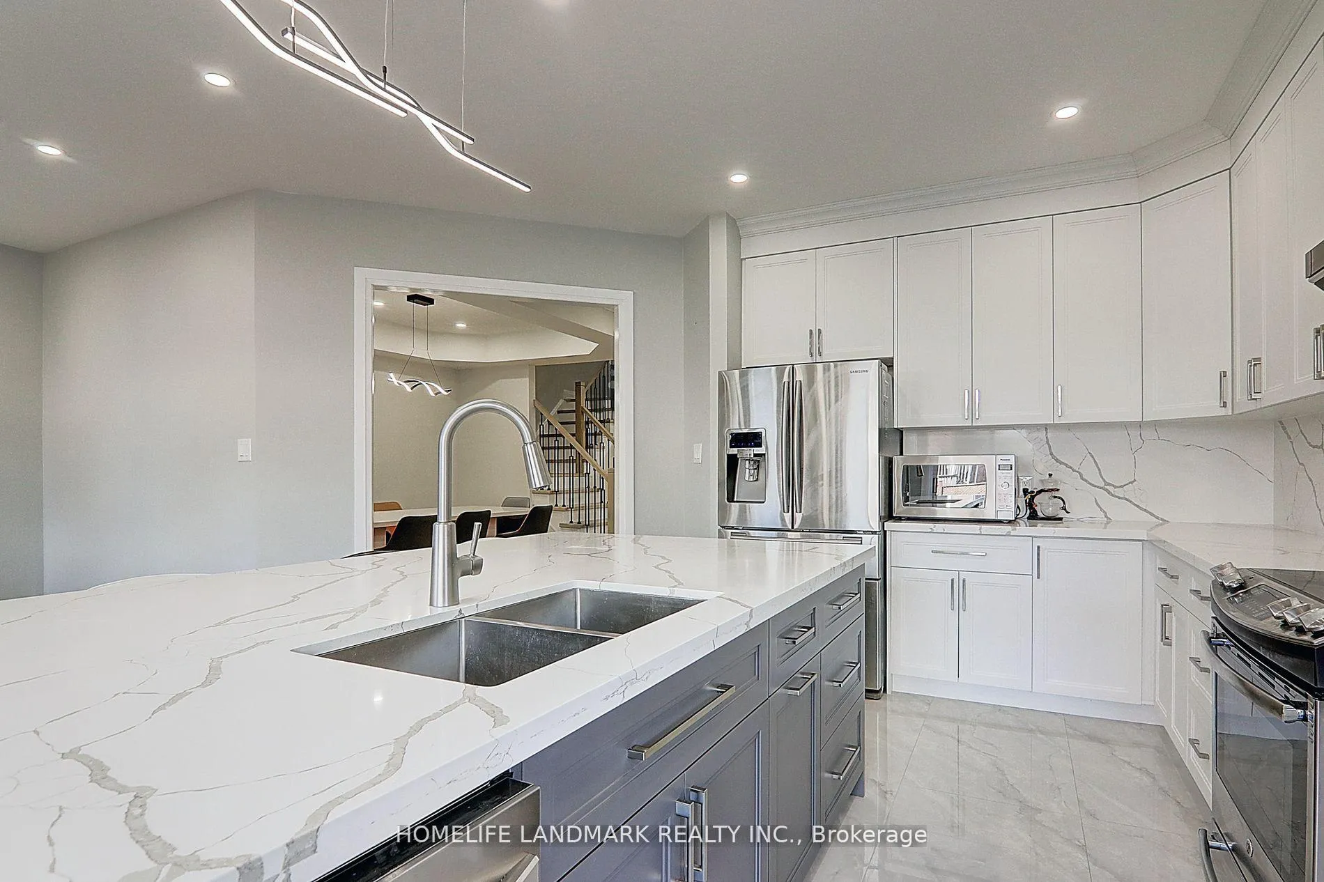 Photo 31 of 51 White Cedar Drive, Markham, Legacy — HOMEH
