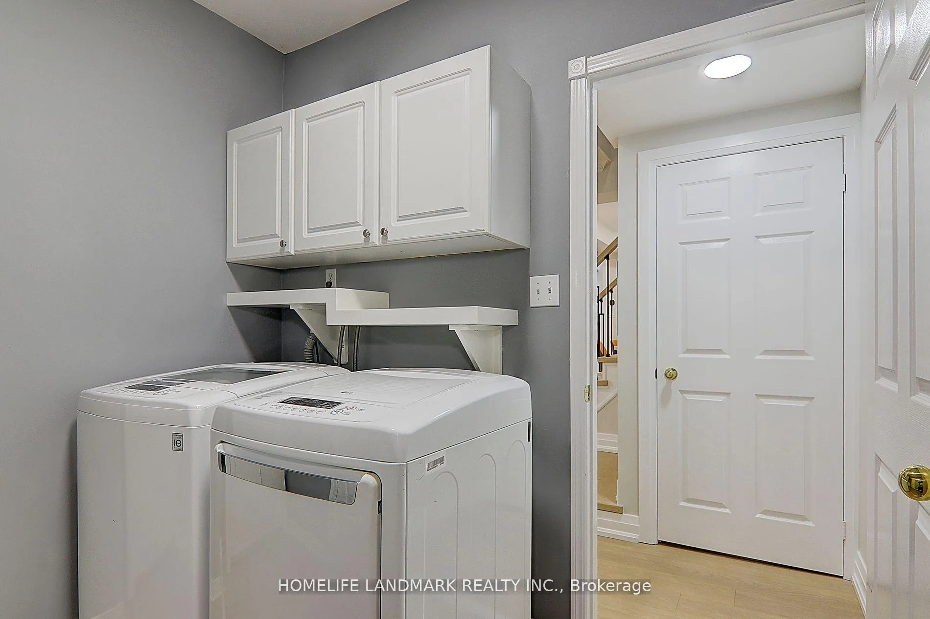Photo 32 of 51 White Cedar Drive, Markham, Legacy — HOMEH