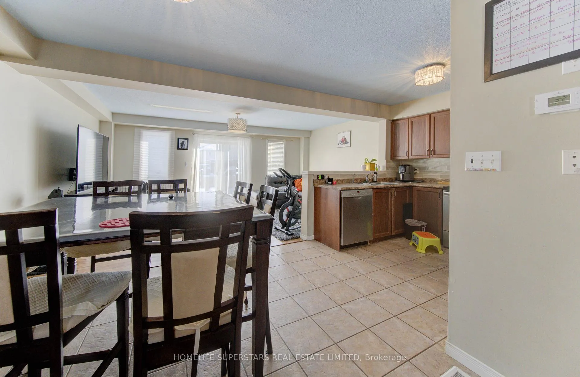 Photo 7 of 148 Snowdrop Crescent, Kitchener, Larentian West — HOMEH