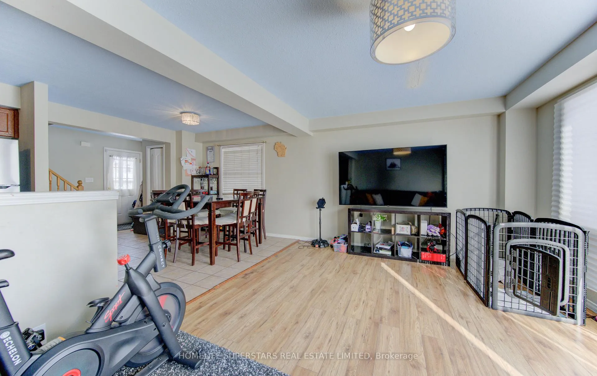 Photo 15 of 148 Snowdrop Crescent, Kitchener, Larentian West — HOMEH