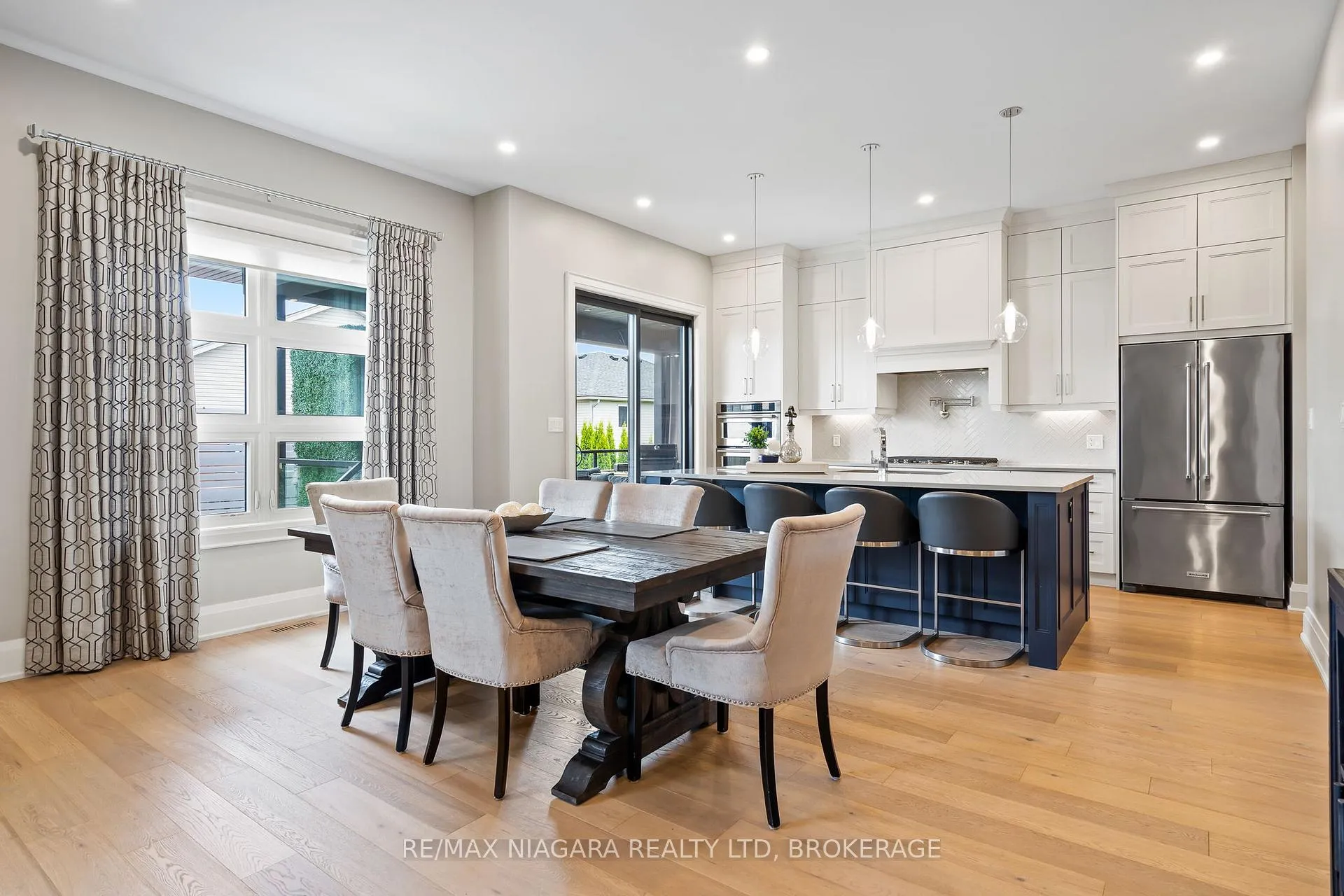 Photo 7 of 13 Francesco Crescent, St. Catharines, Rykert/Vansickle — HOMEH
