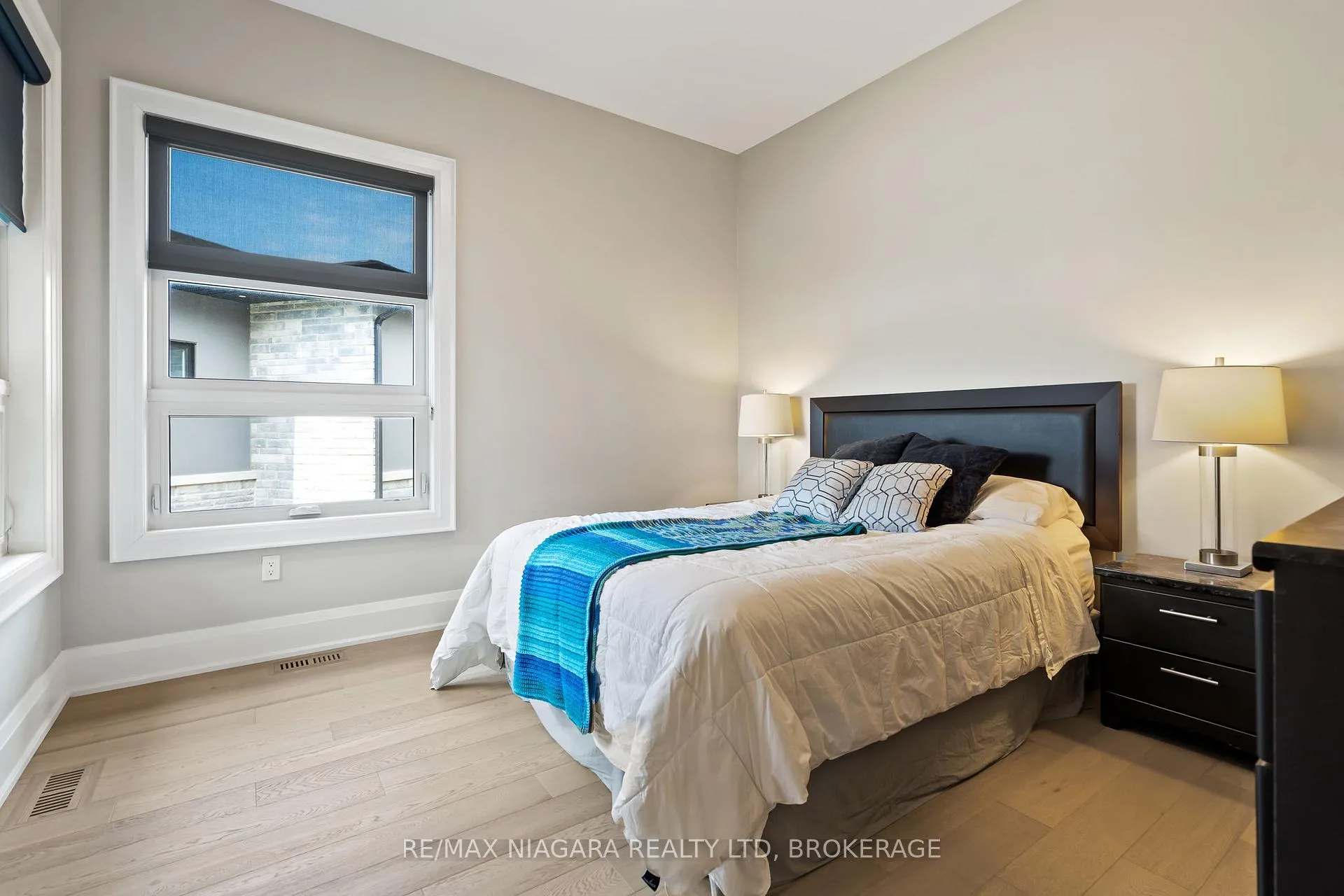 Photo 14 of 13 Francesco Crescent, St. Catharines, Rykert/Vansickle — HOMEH