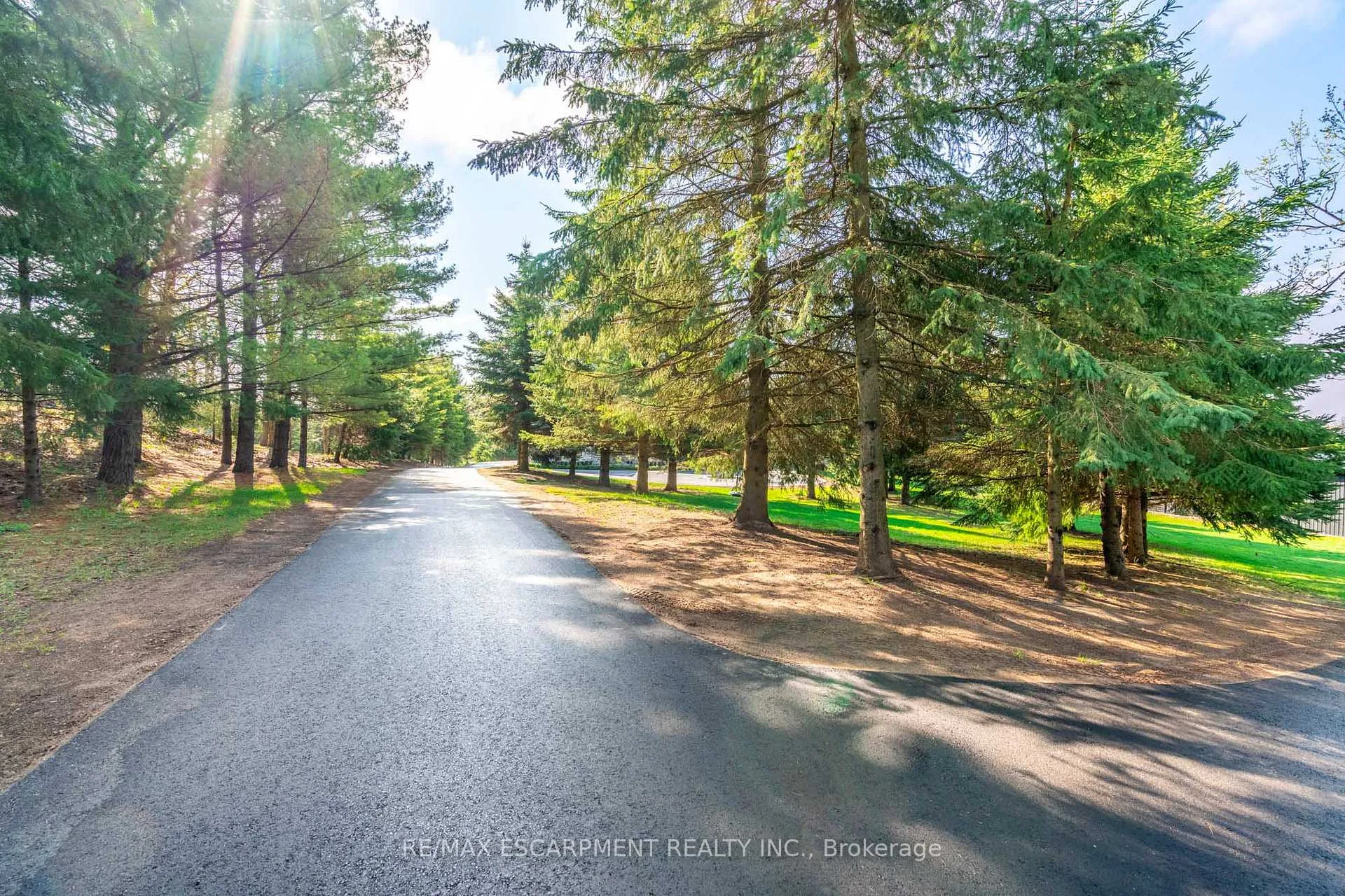 Photo 2 of 302 Carlisle Road, Hamilton, Carlisle — HOMEH