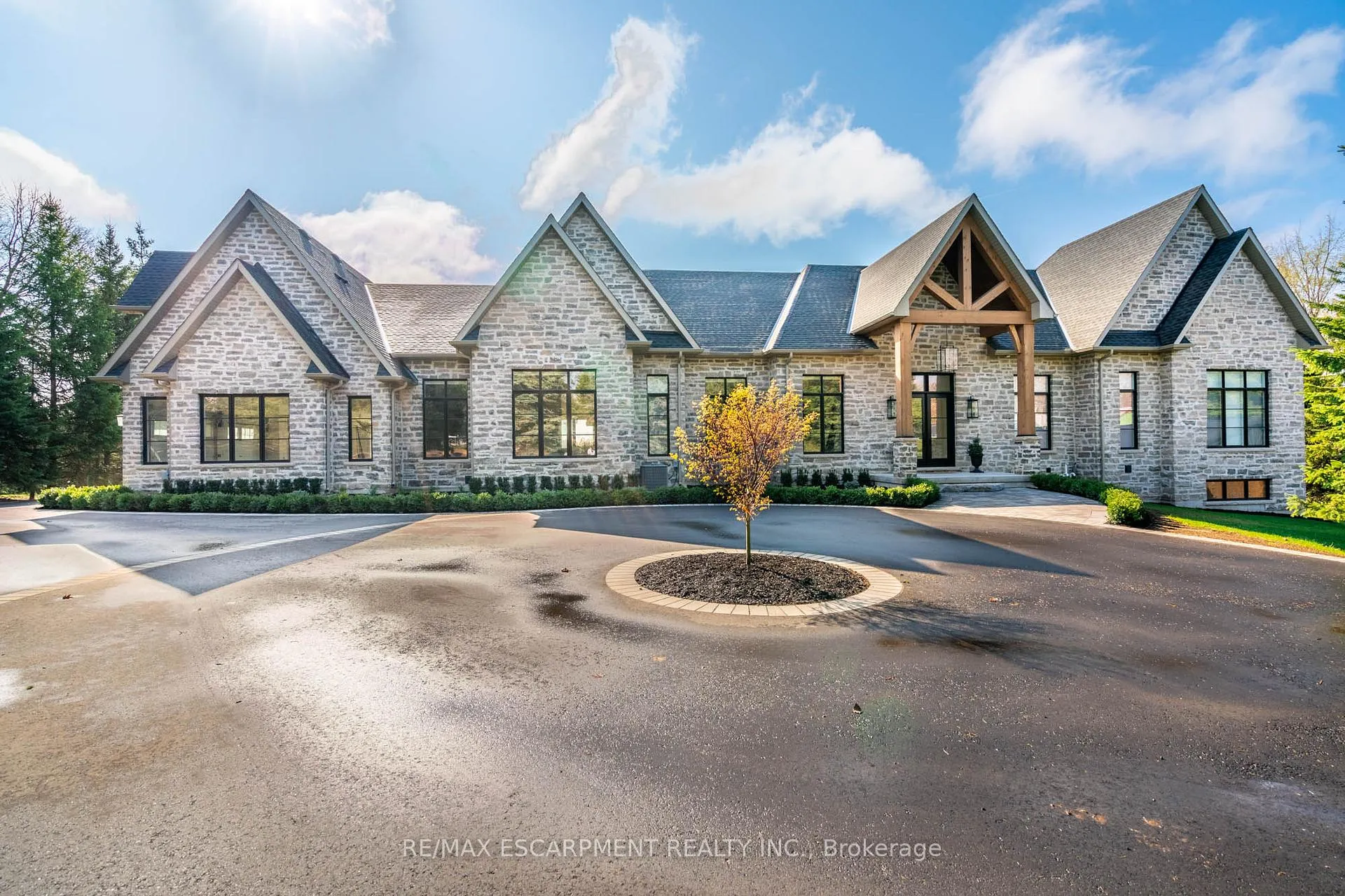 Photo 3 of 302 Carlisle Road, Hamilton, Carlisle — HOMEH