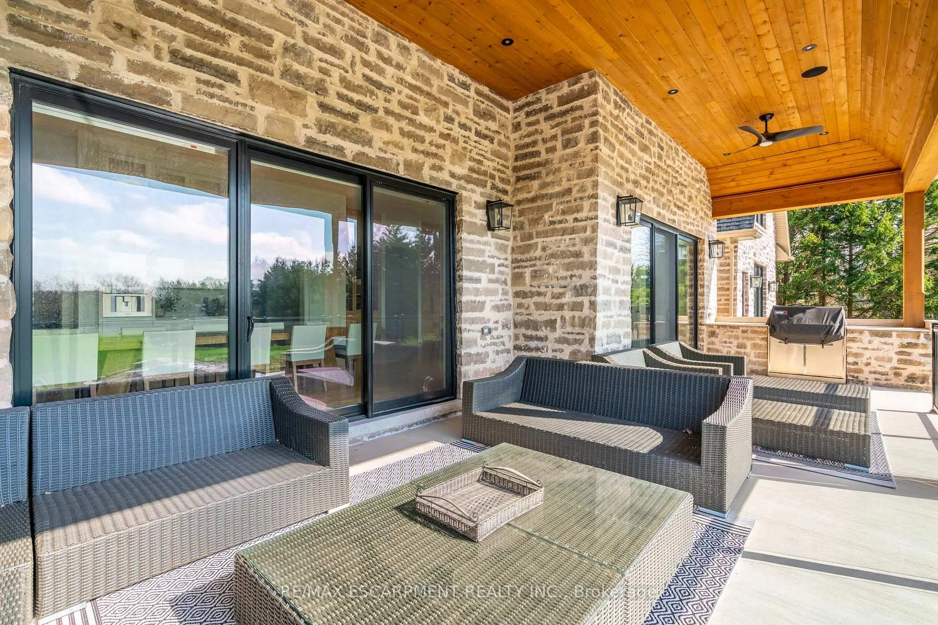 Photo 31 of 302 Carlisle Road, Hamilton, Carlisle — HOMEH
