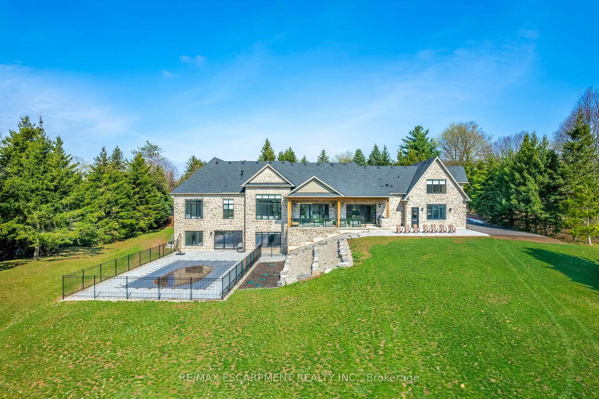 Photo 50 of 302 Carlisle Road, Hamilton, Carlisle — HOMEH