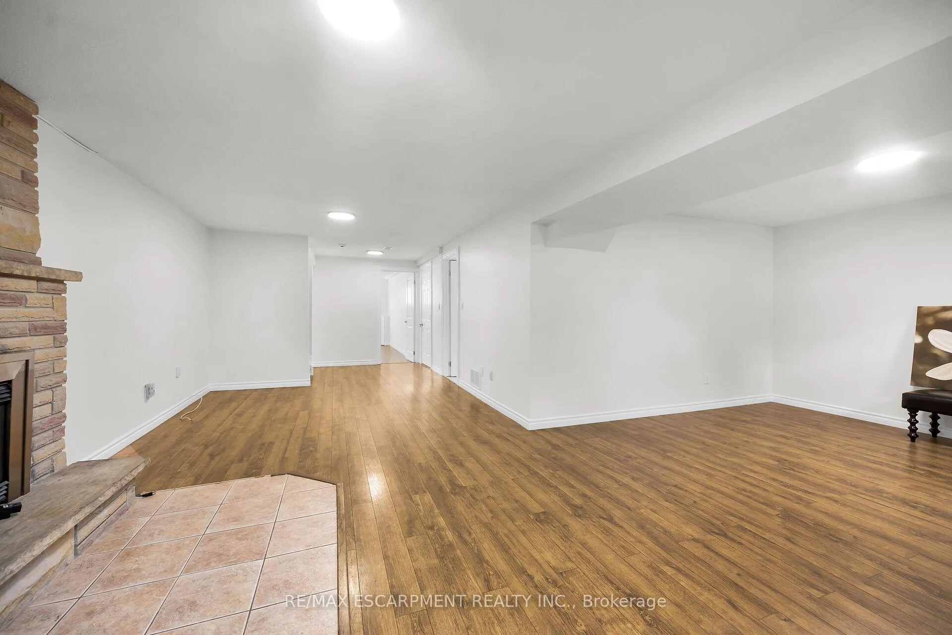 Photo 37 of 567 Queen Victoria Drive, Hamilton, Quinndale — HOMEH