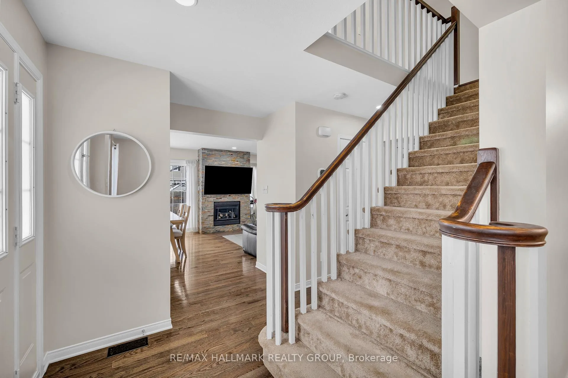 Photo 8 of 320 Silbrass Private, Ottawa, Barrhaven - Stonebridge — HOMEH