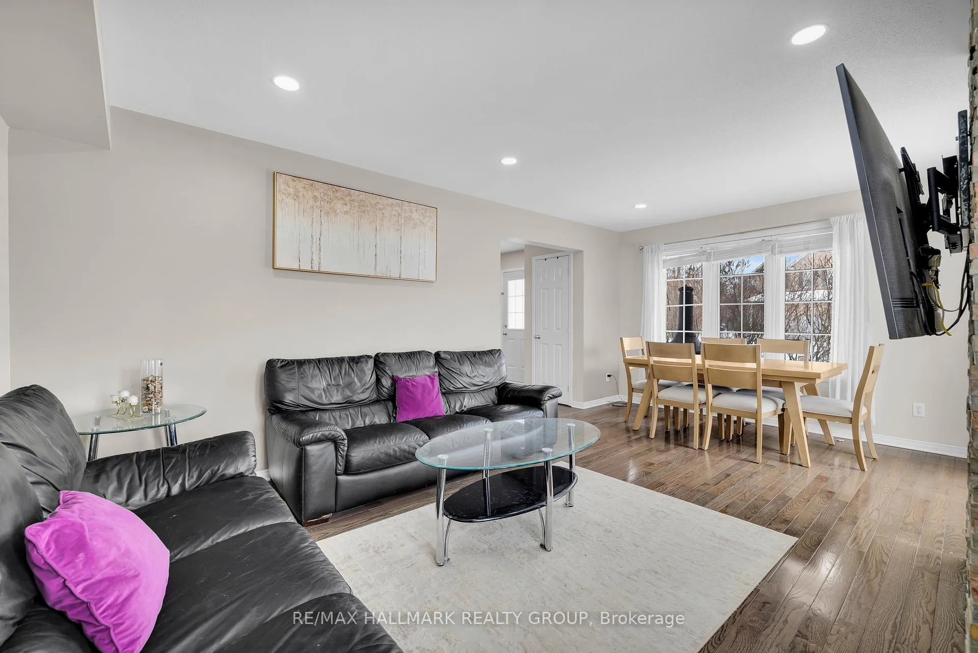 Photo 13 of 320 Silbrass Private, Ottawa, Barrhaven - Stonebridge — HOMEH