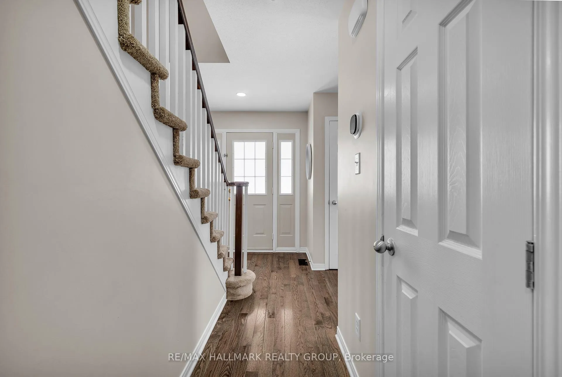Photo 29 of 320 Silbrass Private, Ottawa, Barrhaven - Stonebridge — HOMEH