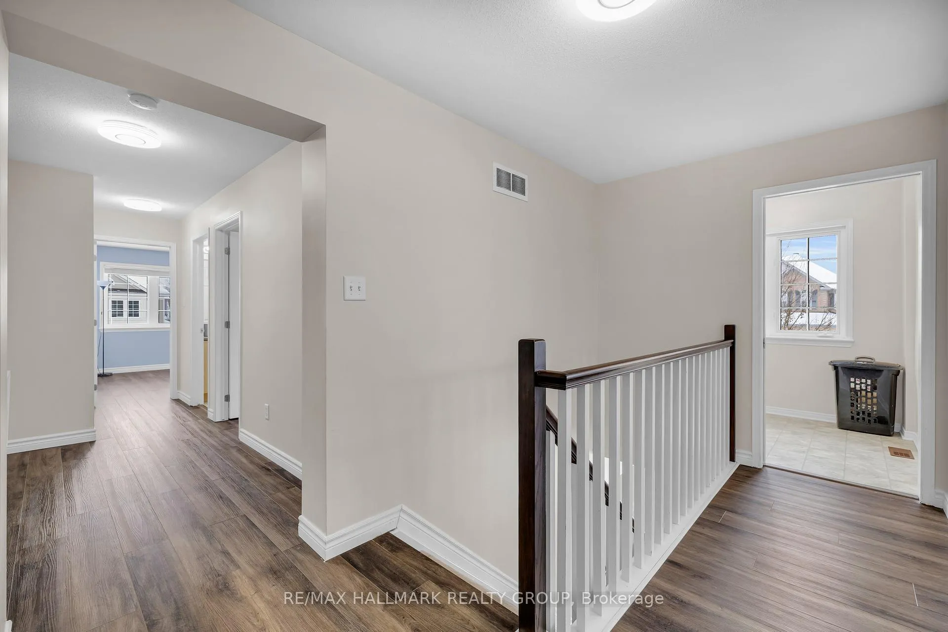 Photo 32 of 320 Silbrass Private, Ottawa, Barrhaven - Stonebridge — HOMEH