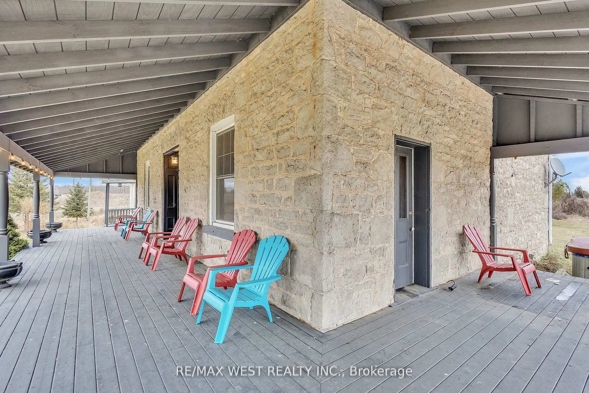 Photo 9 of 1802 Regional Rd 97, Cambridge, Silver Heights — HOMEH