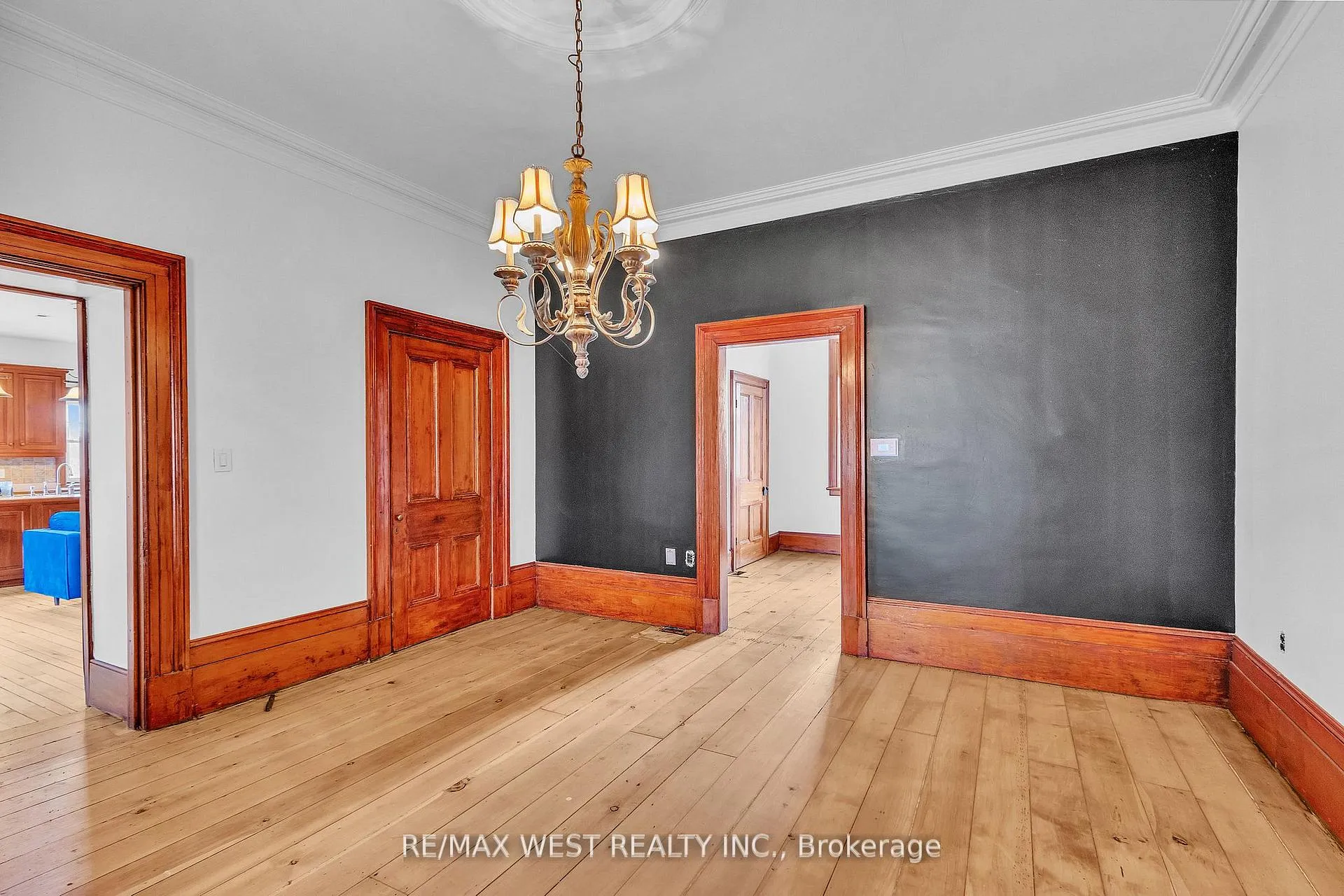 Photo 24 of 1802 Regional Rd 97, Cambridge, Silver Heights — HOMEH