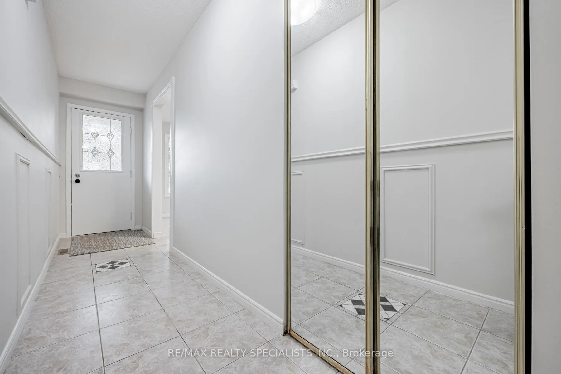 Photo 29 of 30 Winterfold Drive, Brampton, Madoc — HOMEH