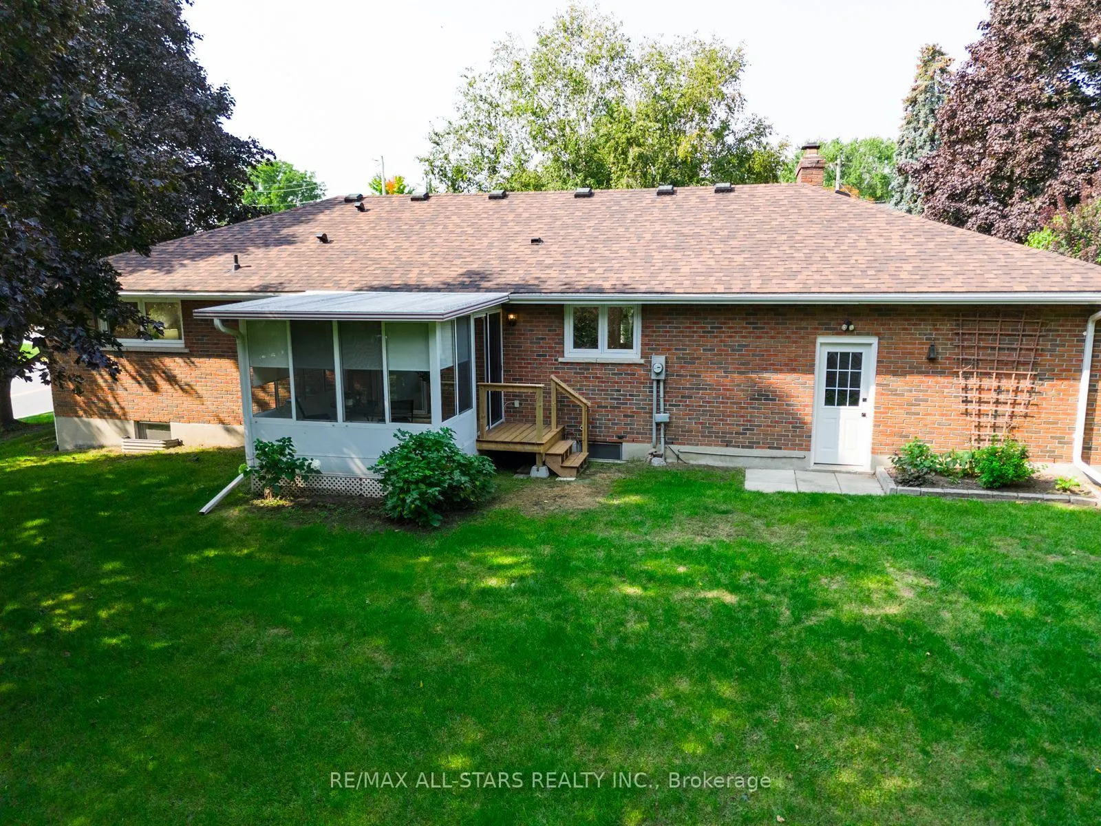 Photo 7 of 5 Ottawa Street, Scugog, Port Perry — HOMEH